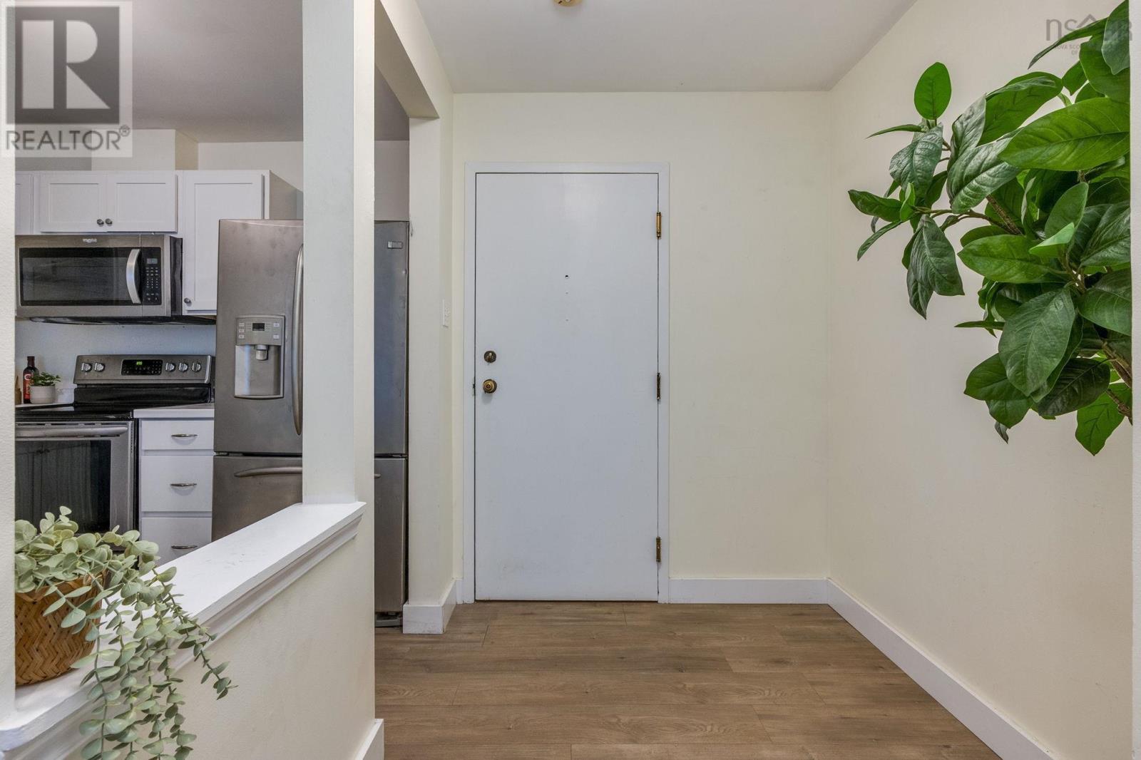 209 87 Kearney Lake Road, Halifax, Nova Scotia  B3M 4H1 - Photo 9 - 202600411