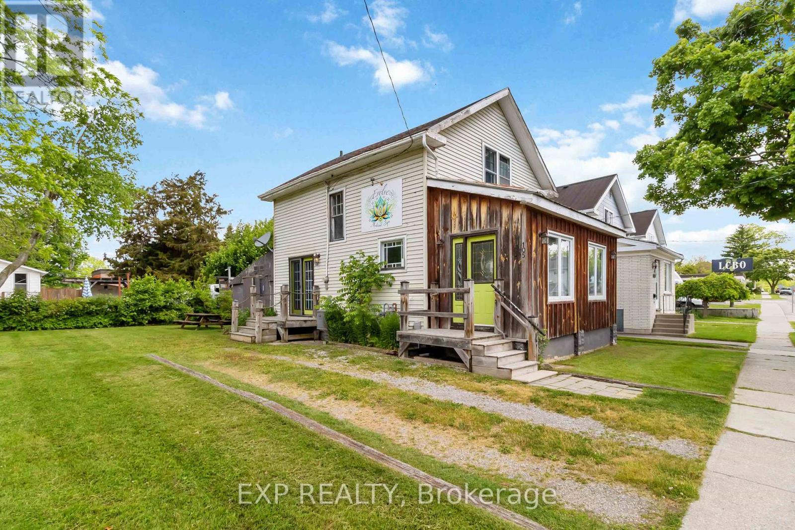 105 MARKET STREET E, Norfolk, Ontario