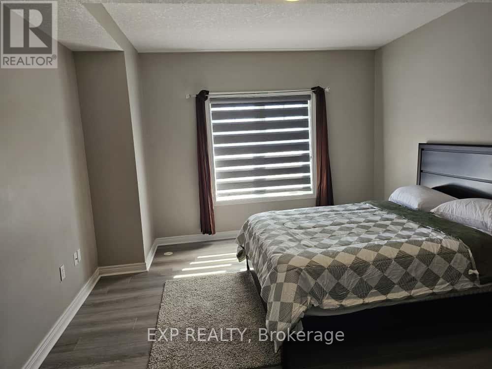 Unit A - 1110 Fairway Road N, Kitchener, Ontario  N2A 0J3 - Photo 10 - X12733234