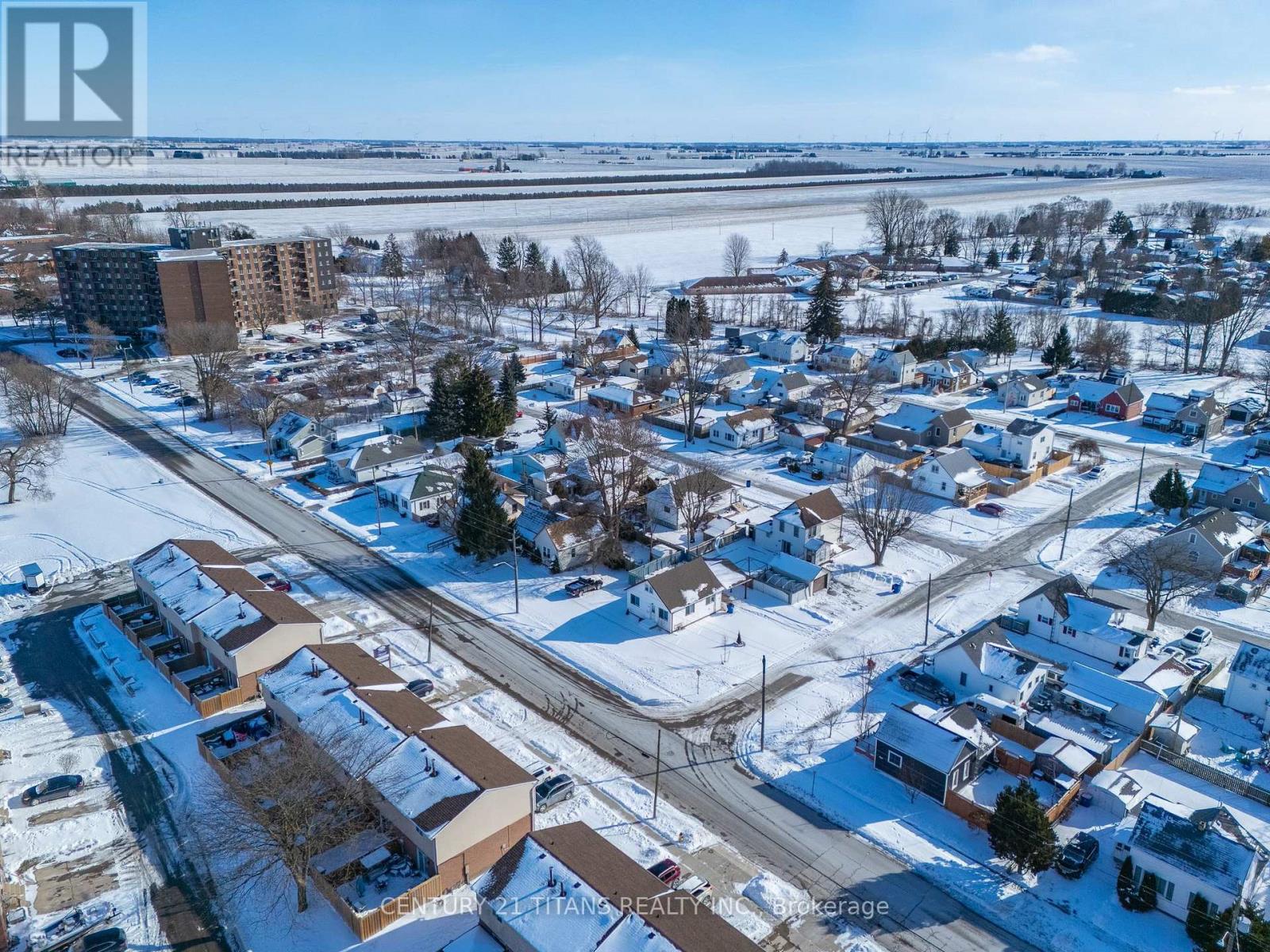 700 Wallace Street, Chatham-Kent, Ontario  N8A 1K2 - Photo 18 - X12733306