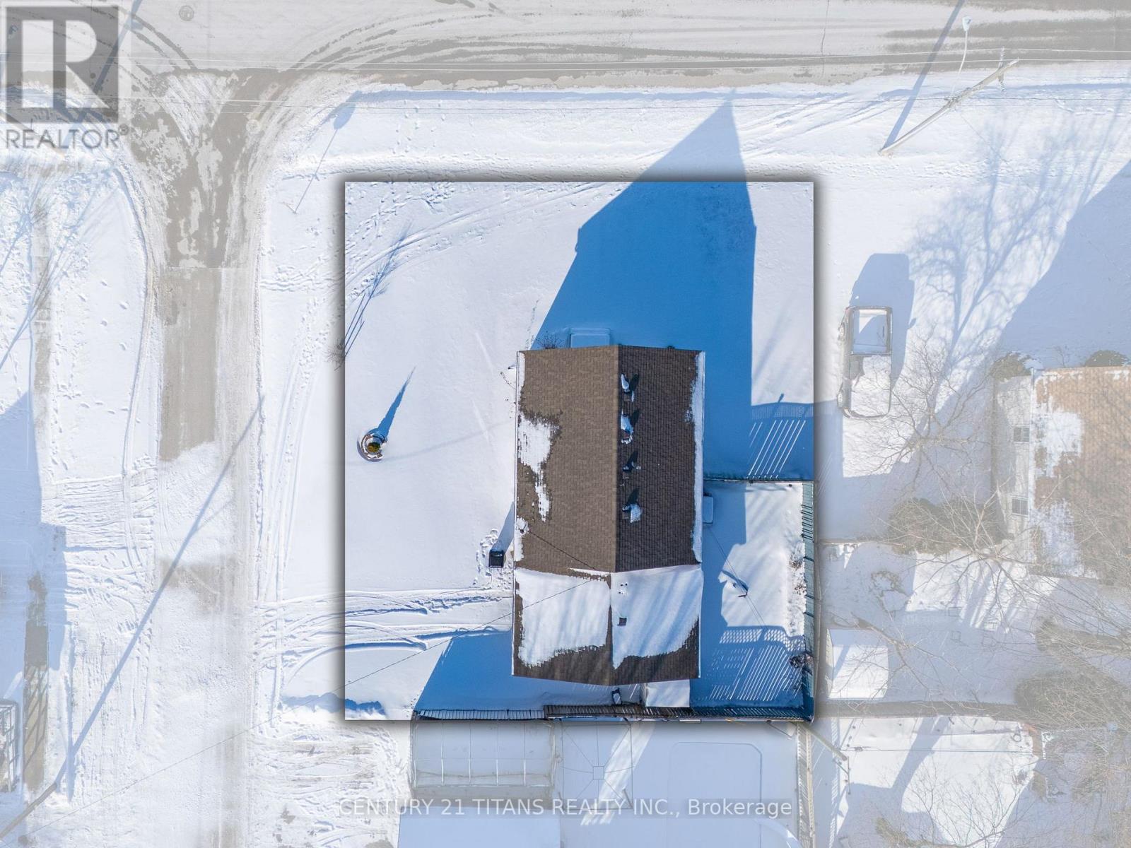 700 Wallace Street, Chatham-Kent, Ontario  N8A 1K2 - Photo 22 - X12733306