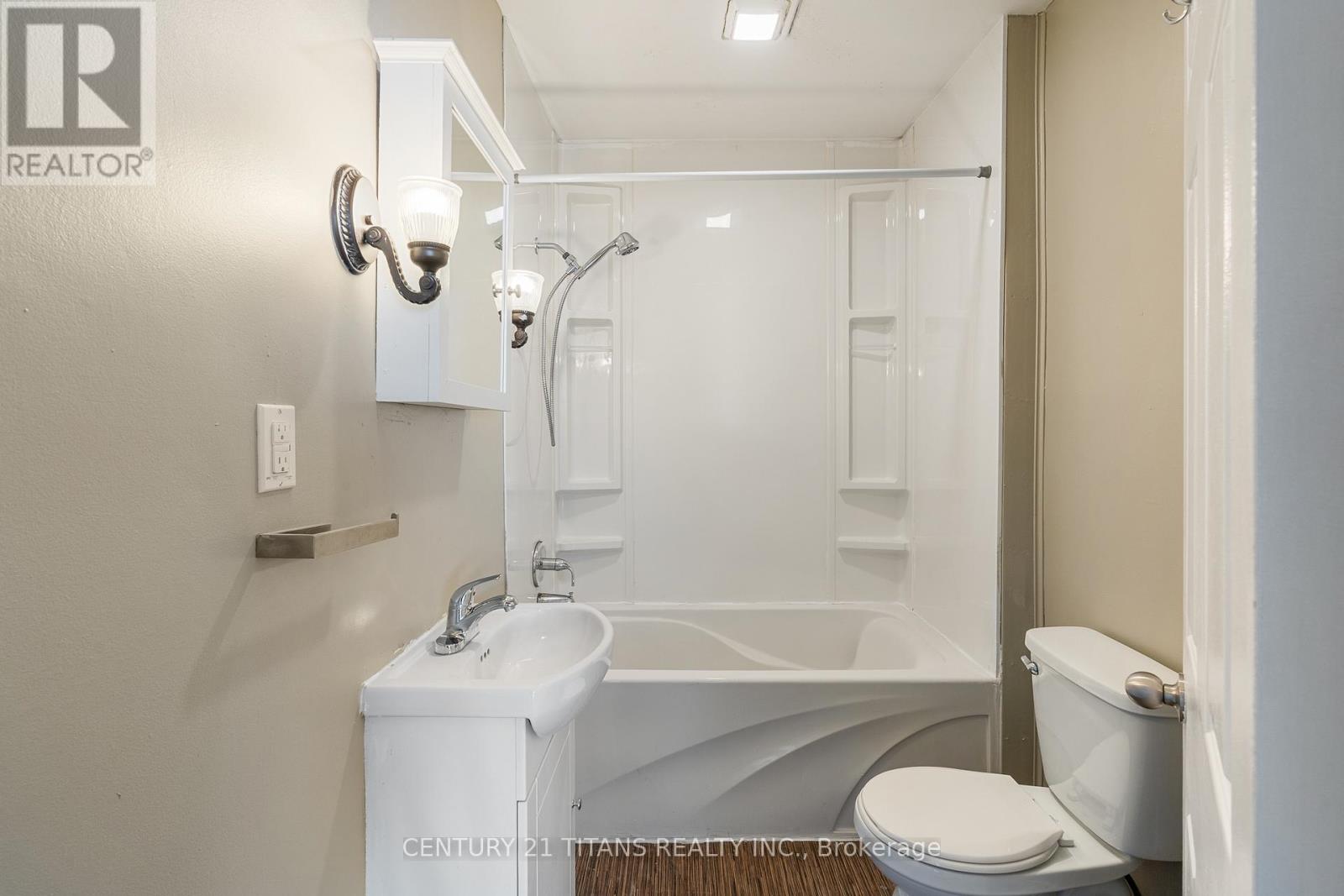 700 Wallace Street, Chatham-Kent, Ontario  N8A 1K2 - Photo 32 - X12733306