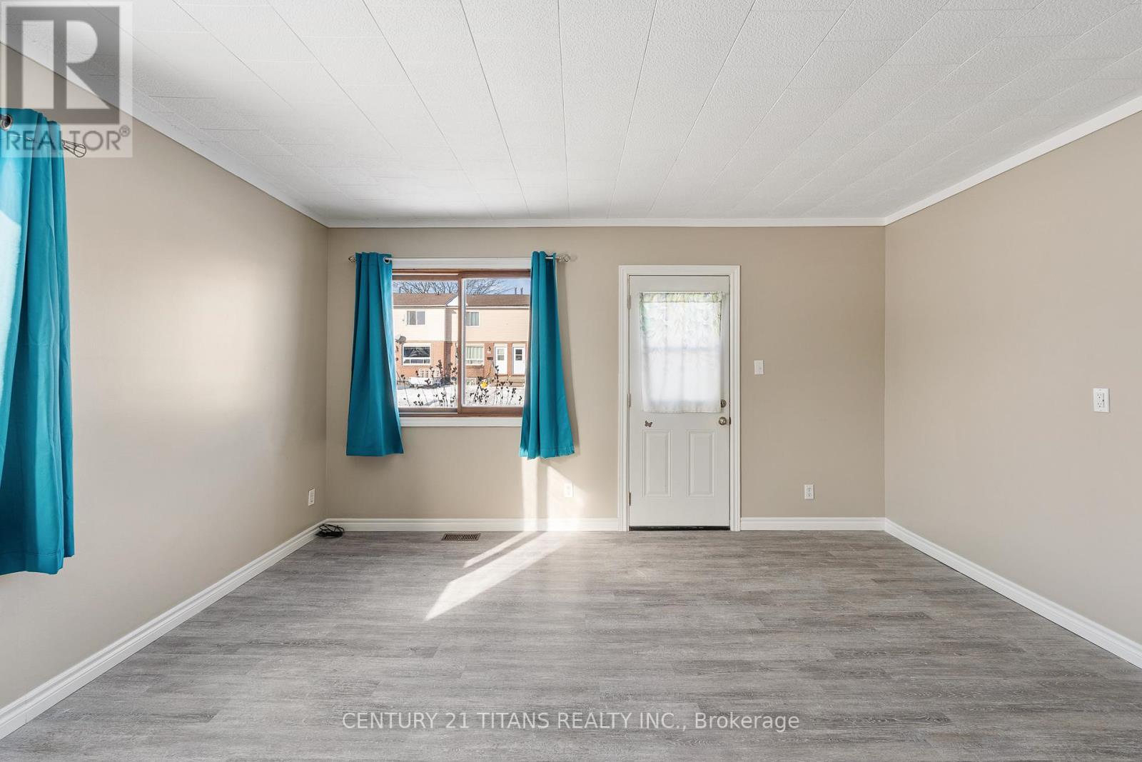 700 Wallace Street, Chatham-Kent, Ontario  N8A 1K2 - Photo 34 - X12733306