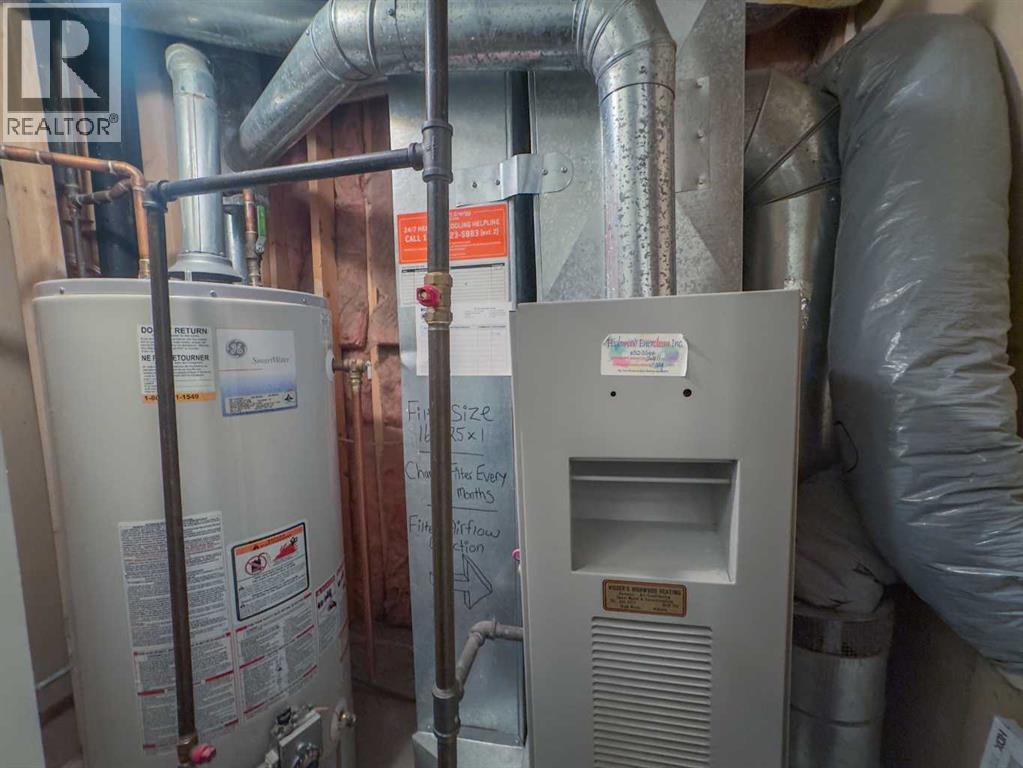 3 Alberta Avenue, Okotoks, Alberta  T1S 1J3 - Photo 9 - A2262219