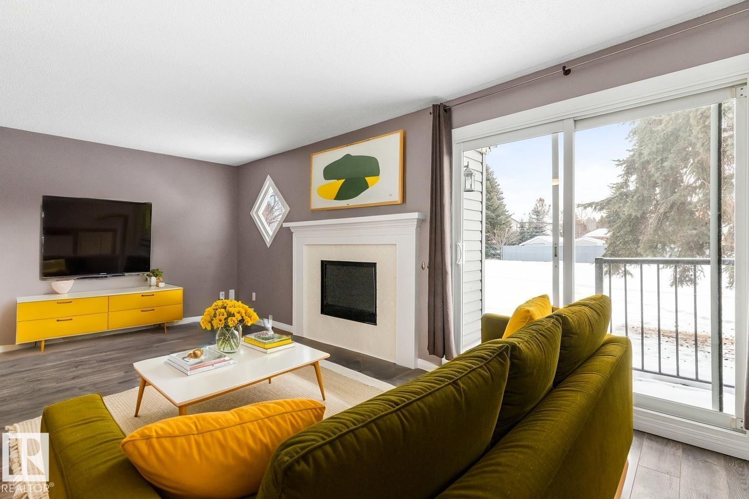 5346 38a Av Nw, Edmonton, Alberta  T6L 2H4 - Photo 2 - E4471183