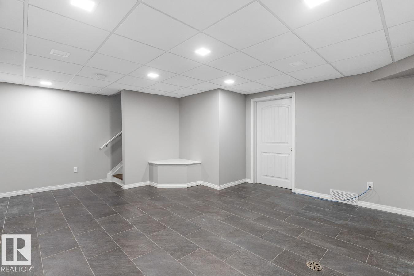 5346 38a Av Nw, Edmonton, Alberta  T6L 2H4 - Photo 25 - E4471183