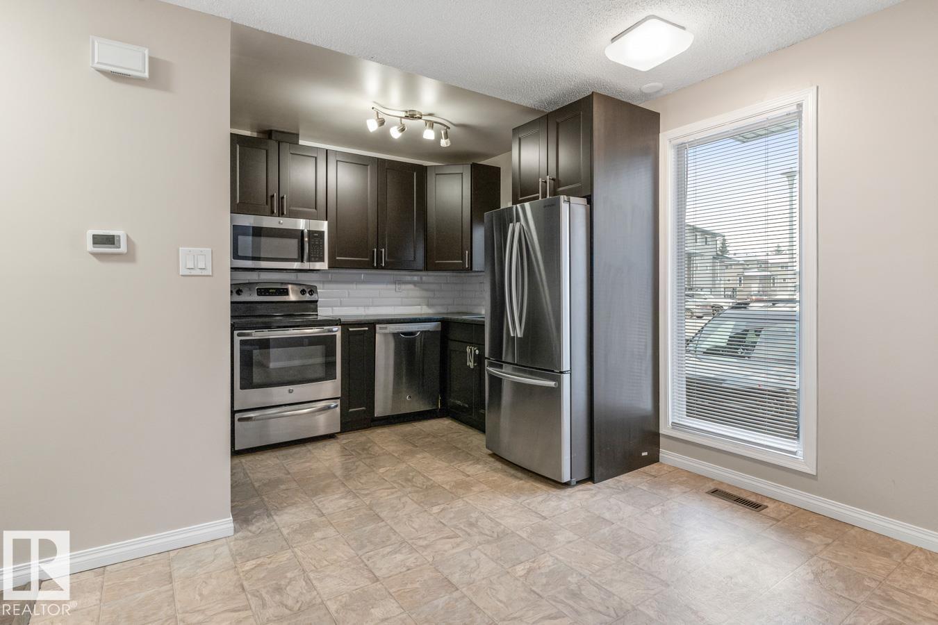 5346 38a Av Nw, Edmonton, Alberta  T6L 2H4 - Photo 9 - E4471183