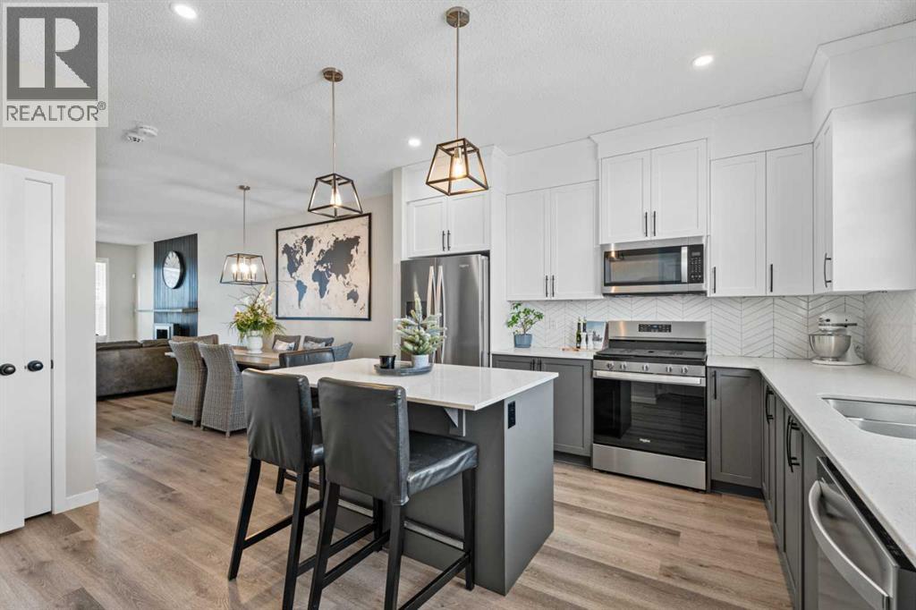 136 Dawson Drive, Chestermere, Alberta