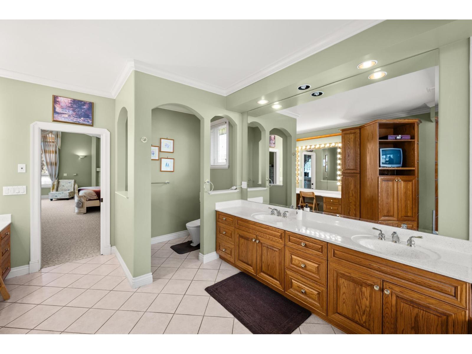 667 248 Street, Langley, British Columbia  V4W 2C2 - Photo 19 - R3069972