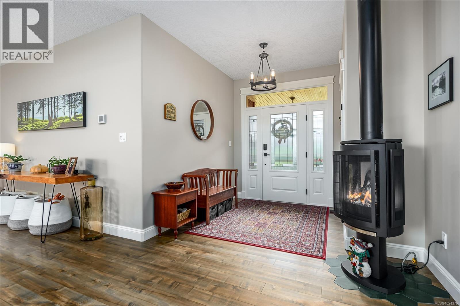 3837 Creekside Dr, Bowser, British Columbia V0R 1G0 - Photo 6 - 1024370