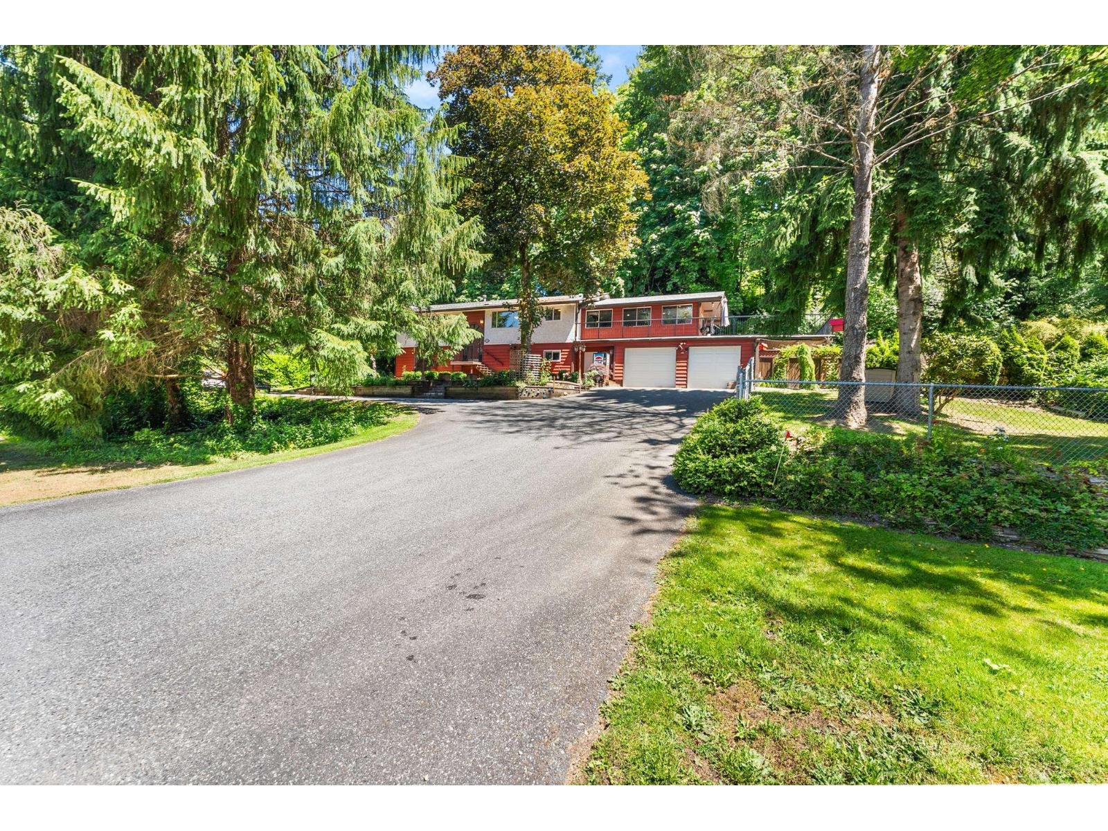 194 Clovermeadow Crescent, Langley, British Columbia  V2Z 2R1 - Photo 4 - R3079706