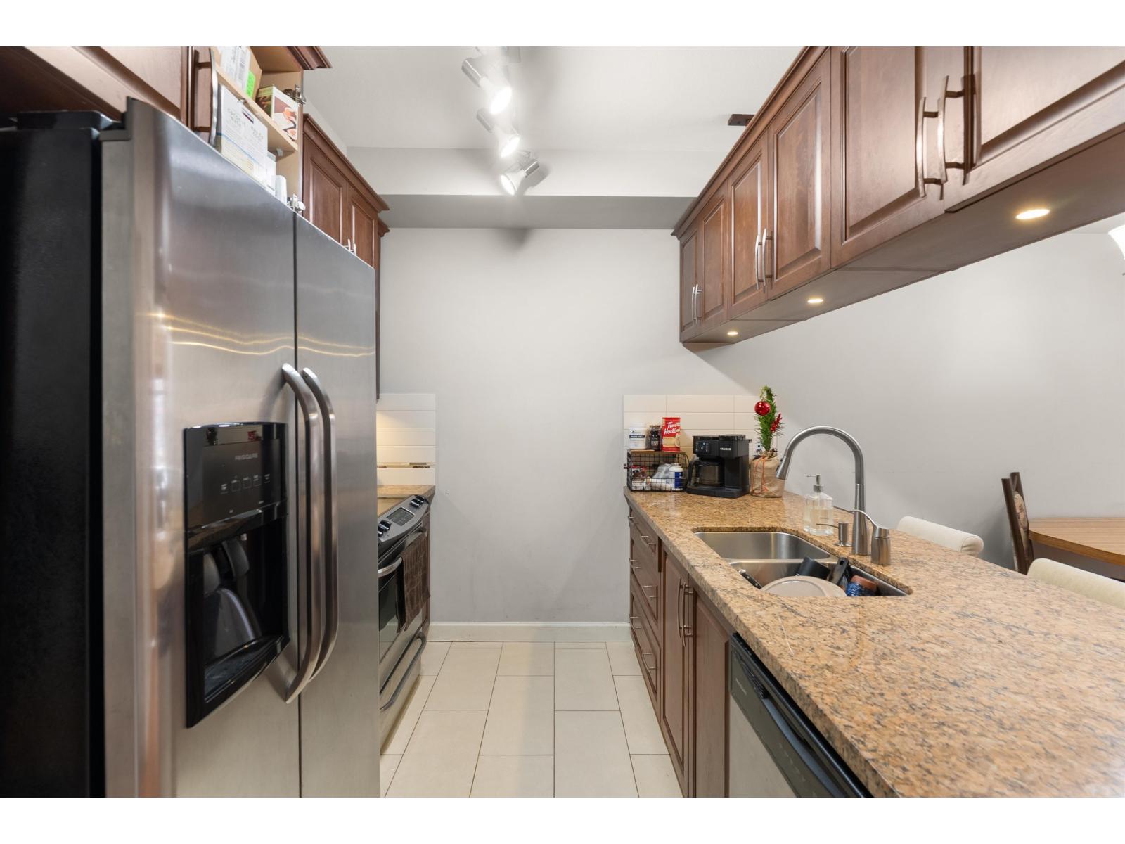 251 8328 207a Street, Langley, British Columbia  V2Y 0K5 - Photo 6 - R3074247