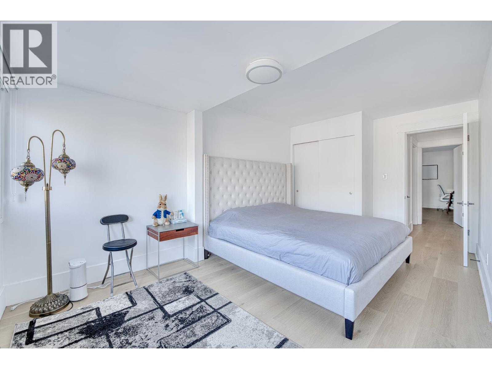 Listing Picture 16 of 28 : 4377 W 12TH AVENUE, Vancouver / 溫哥華 - 魯藝地產 Yvonne Lu Group - MLS Medallion Club Member