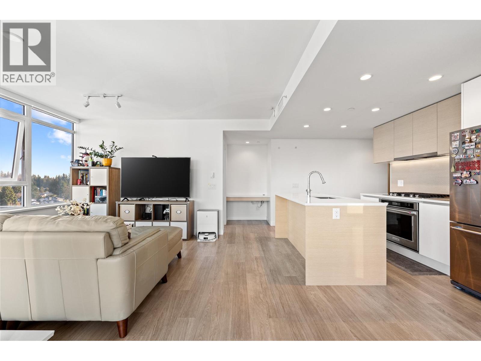 907 525 Foster Avenue, Coquitlam, British Columbia V3J 0H6 - Photo 11 - R3083377