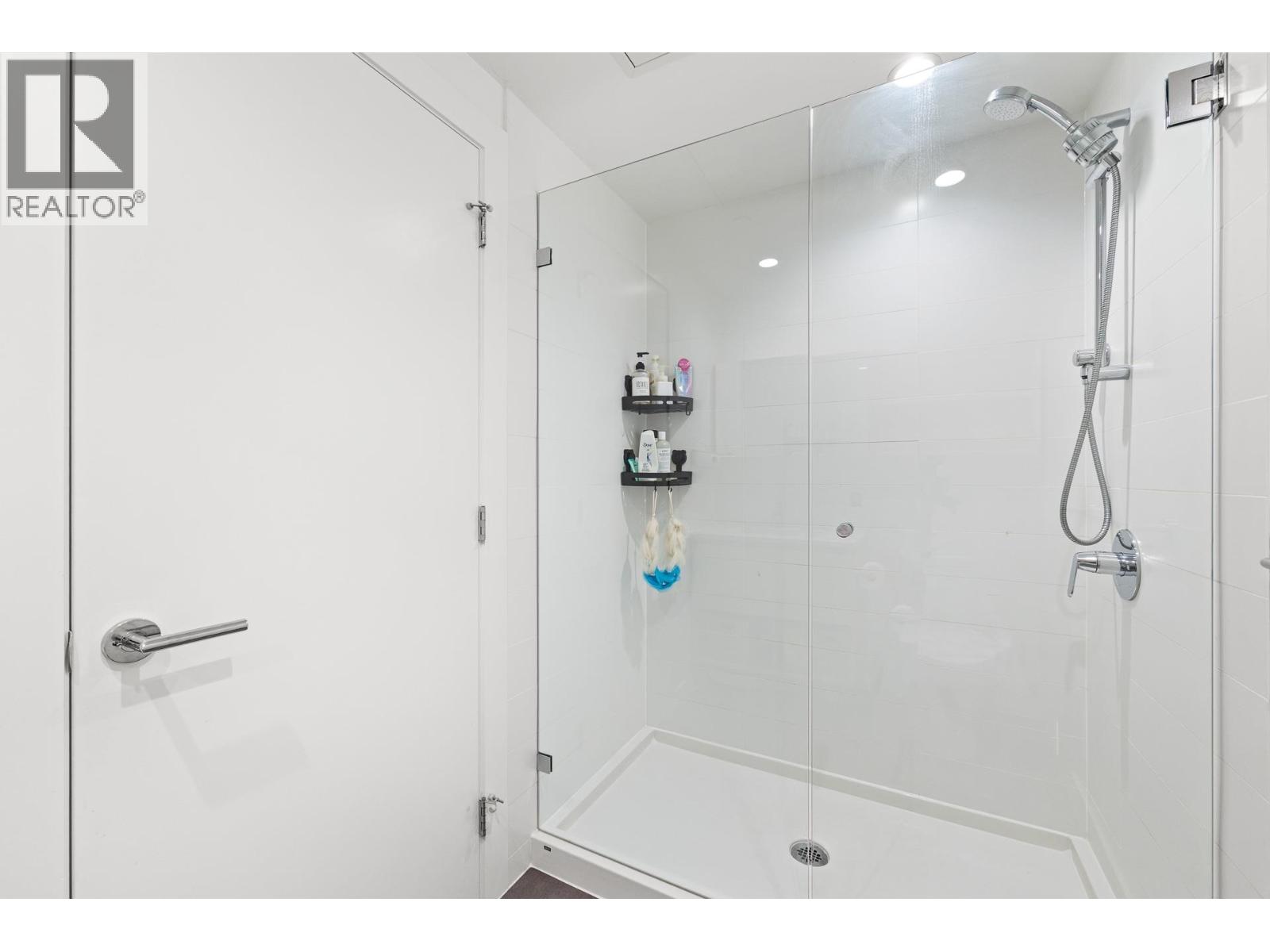 907 525 Foster Avenue, Coquitlam, British Columbia V3J 0H6 - Photo 17 - R3083377