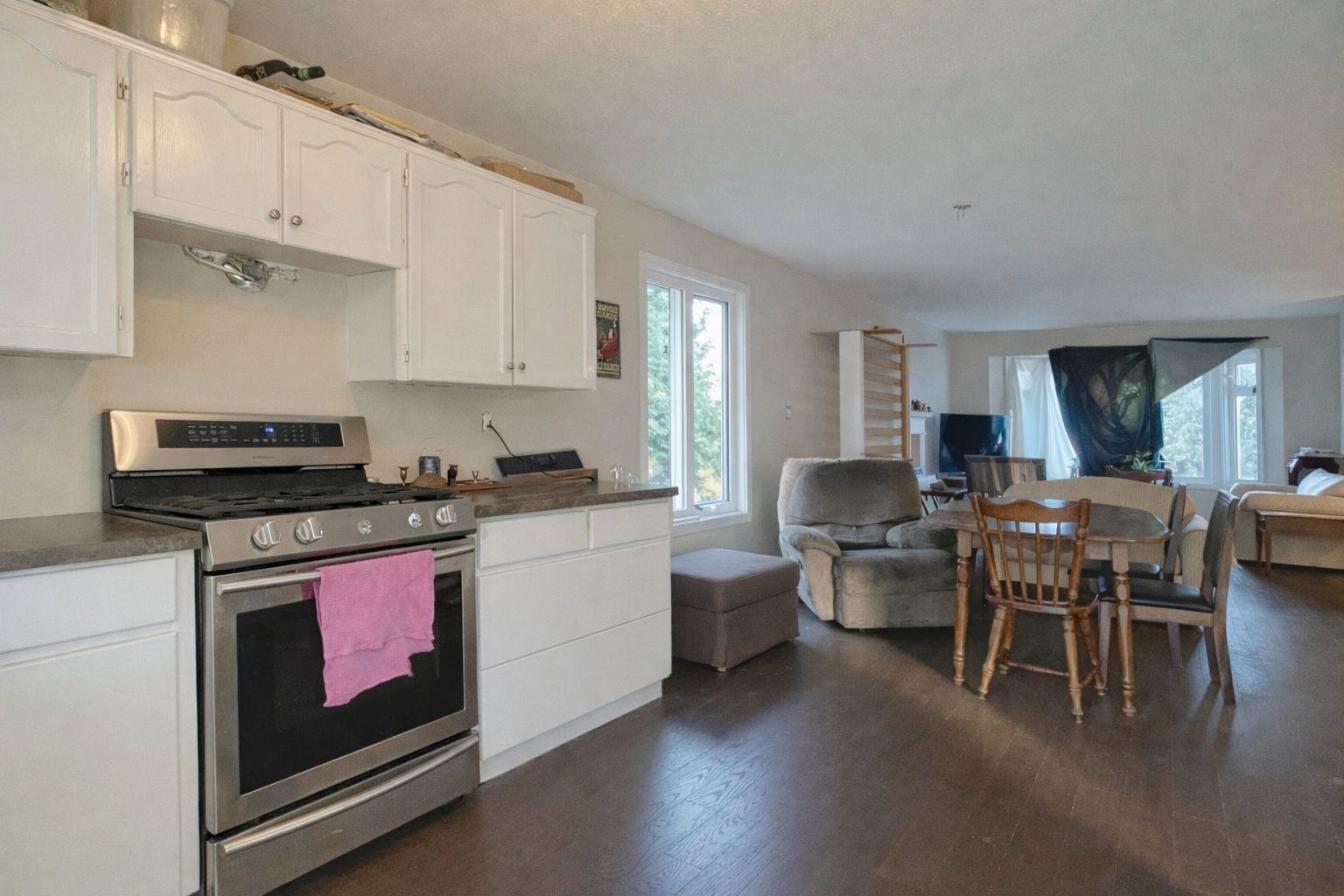 32492 Cherry Avenue, Mission, British Columbia  V2V 2T6 - Photo 10 - R3083296