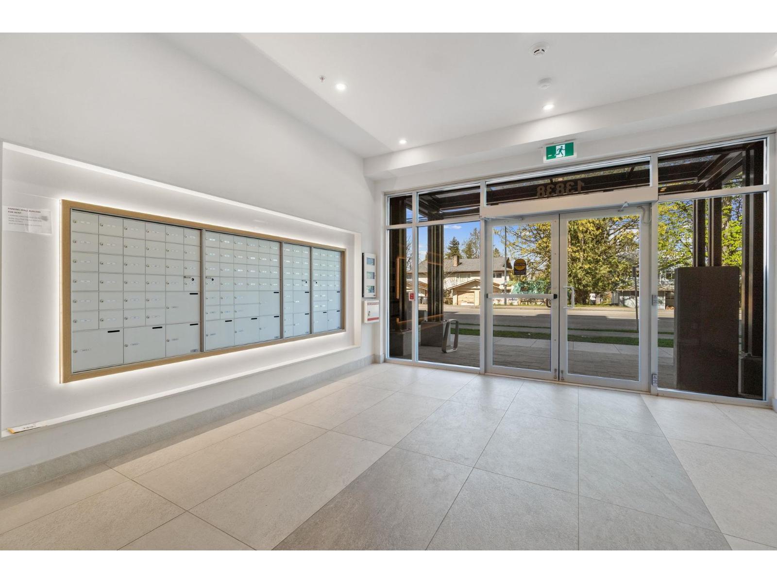 W412 13838 108 Avenue, Surrey, British Columbia  V3T 0T8 - Photo 3 - R3083335