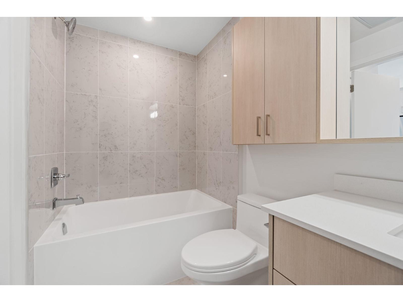 W412 13838 108 Avenue, Surrey, British Columbia  V3T 0T8 - Photo 12 - R3083335