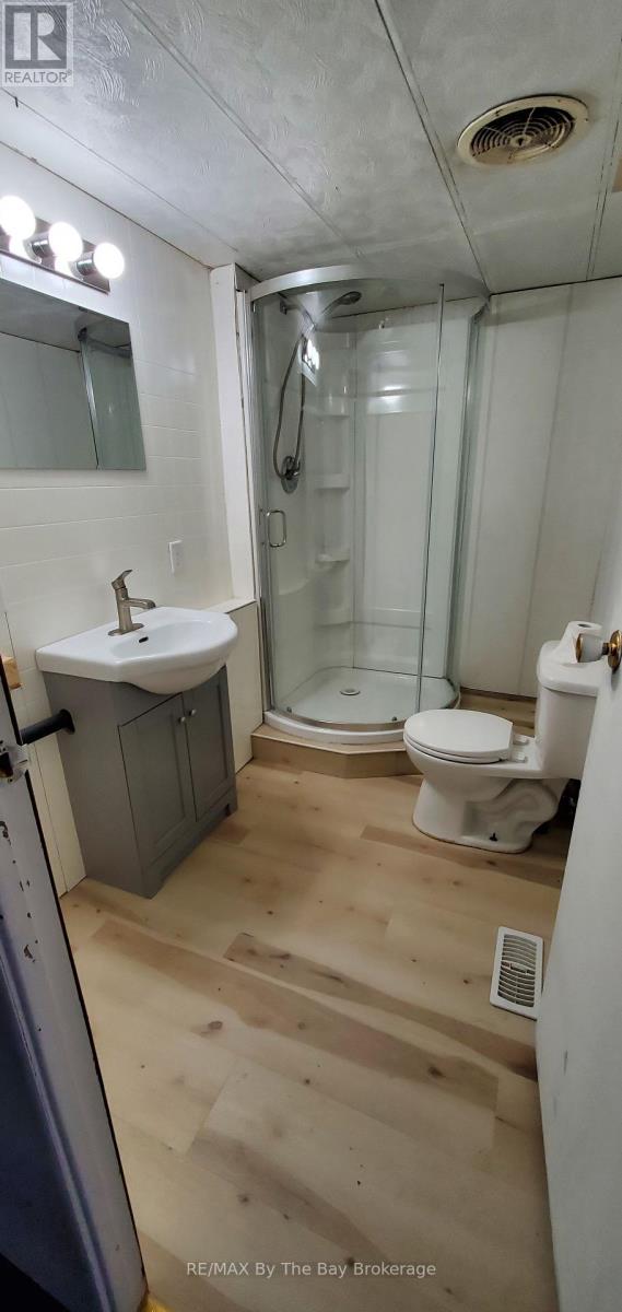 17 Cedar Grove Parkway, Wasaga Beach, Ontario  L9Z 1T4 - Photo 8 - S12710714