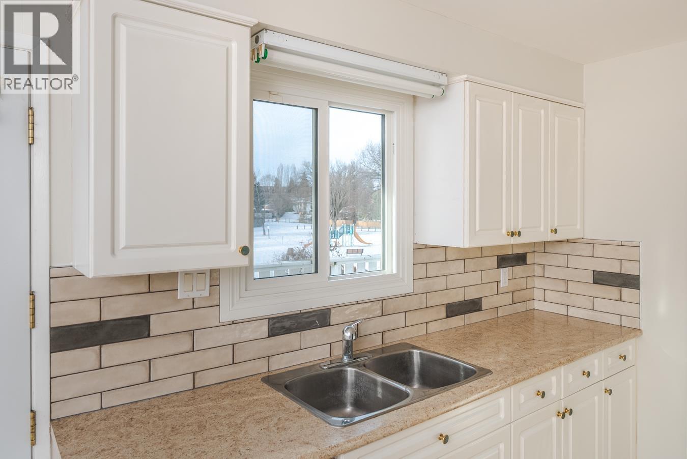 2425 Ewert Crescent, Prince George, British Columbia  V2M 2S1 - Photo 9 - R3083731