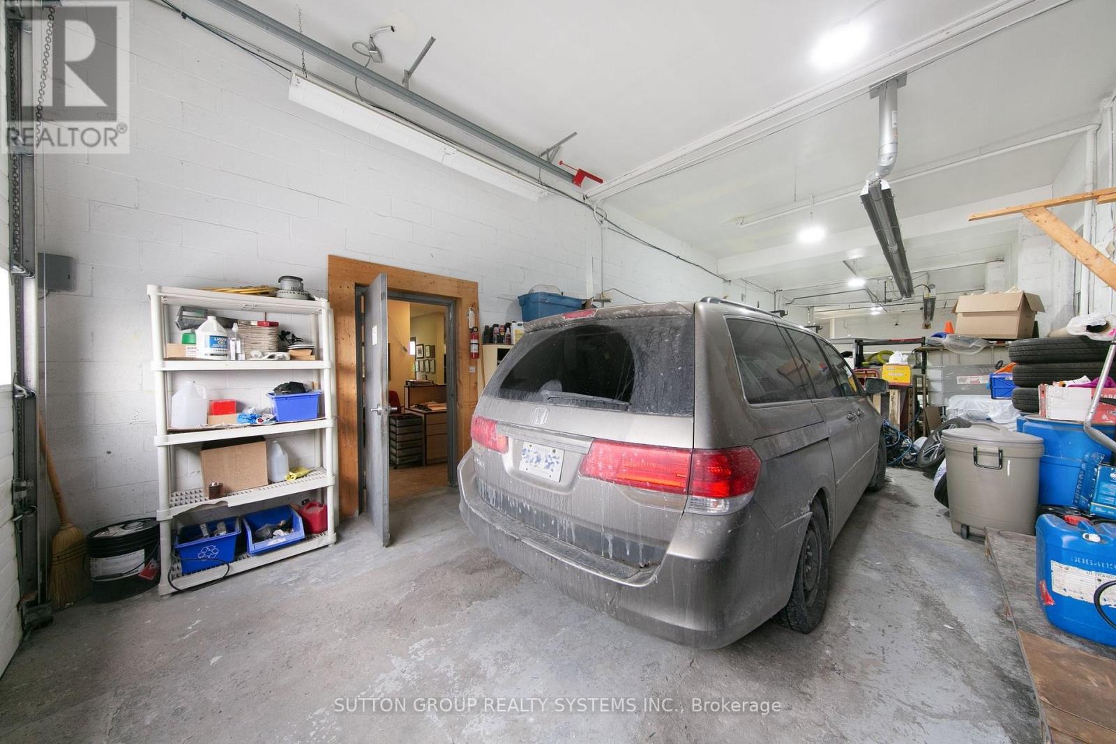 25 & 29 Milford Avenue, Toronto, Ontario  M6M 2W1 - Photo 31 - W12723356