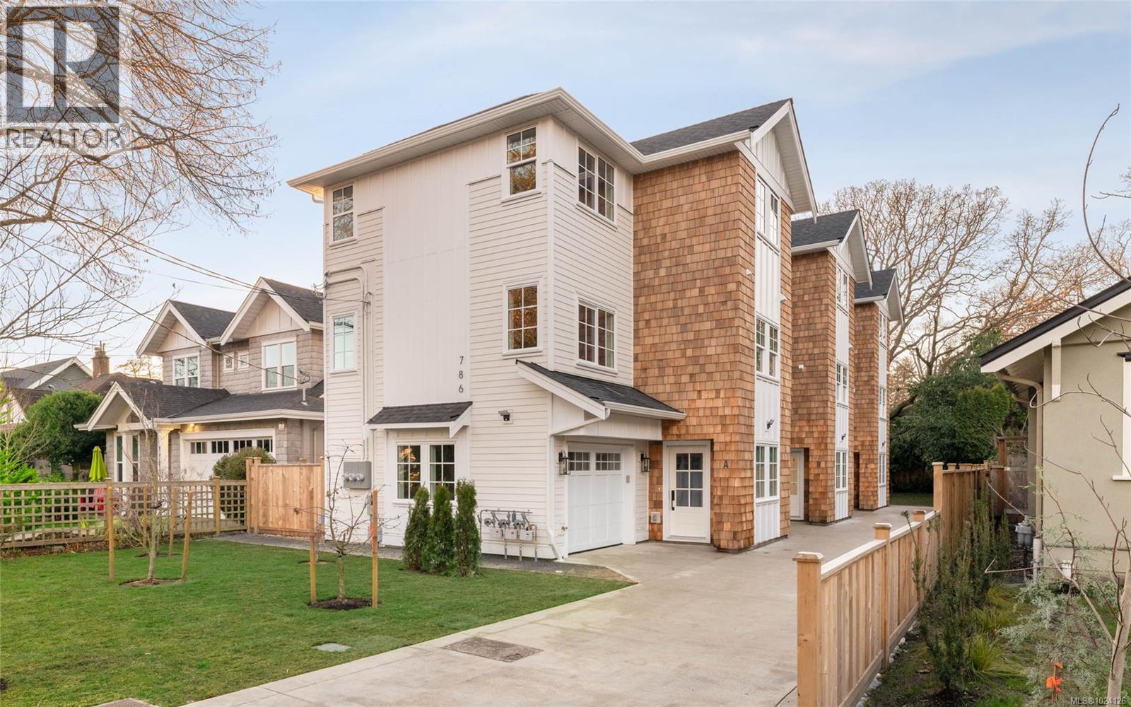 B 786 St. Patrick St, Oak Bay, British Columbia