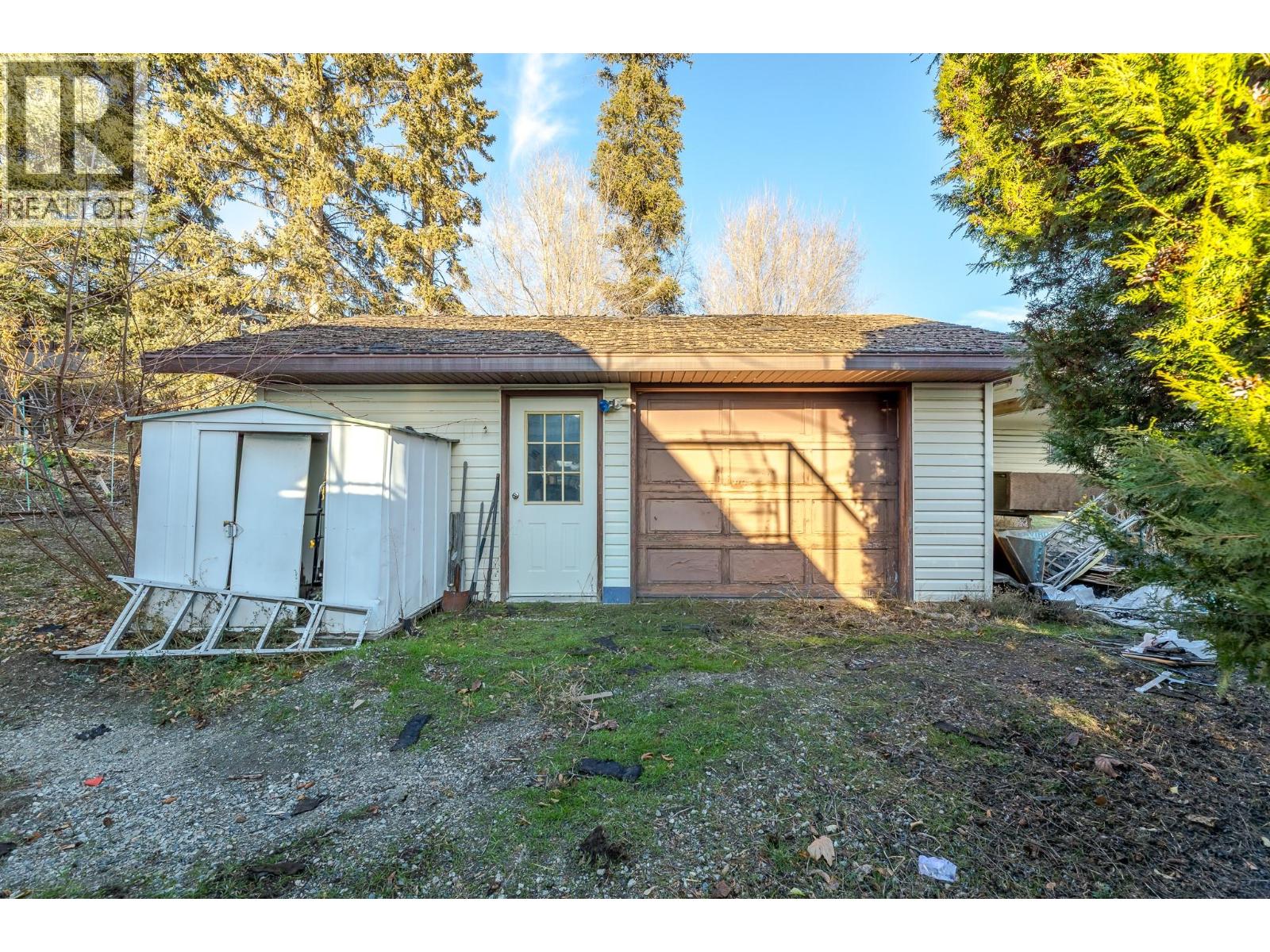 1411 Spartan Drive, Penticton, British Columbia  V2A 8Z5 - Photo 9 - 10373584