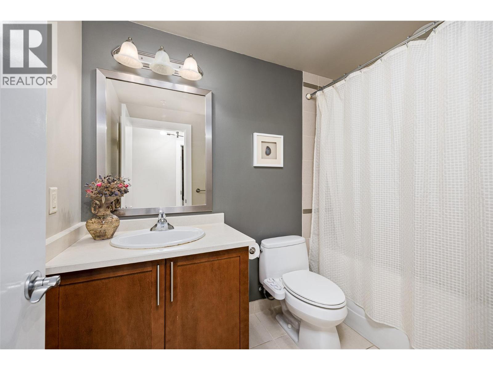 1160 Bernard Avenue Unit# 504, Kelowna, British Columbia  V1Y 6R2 - Photo 26 - 10372877