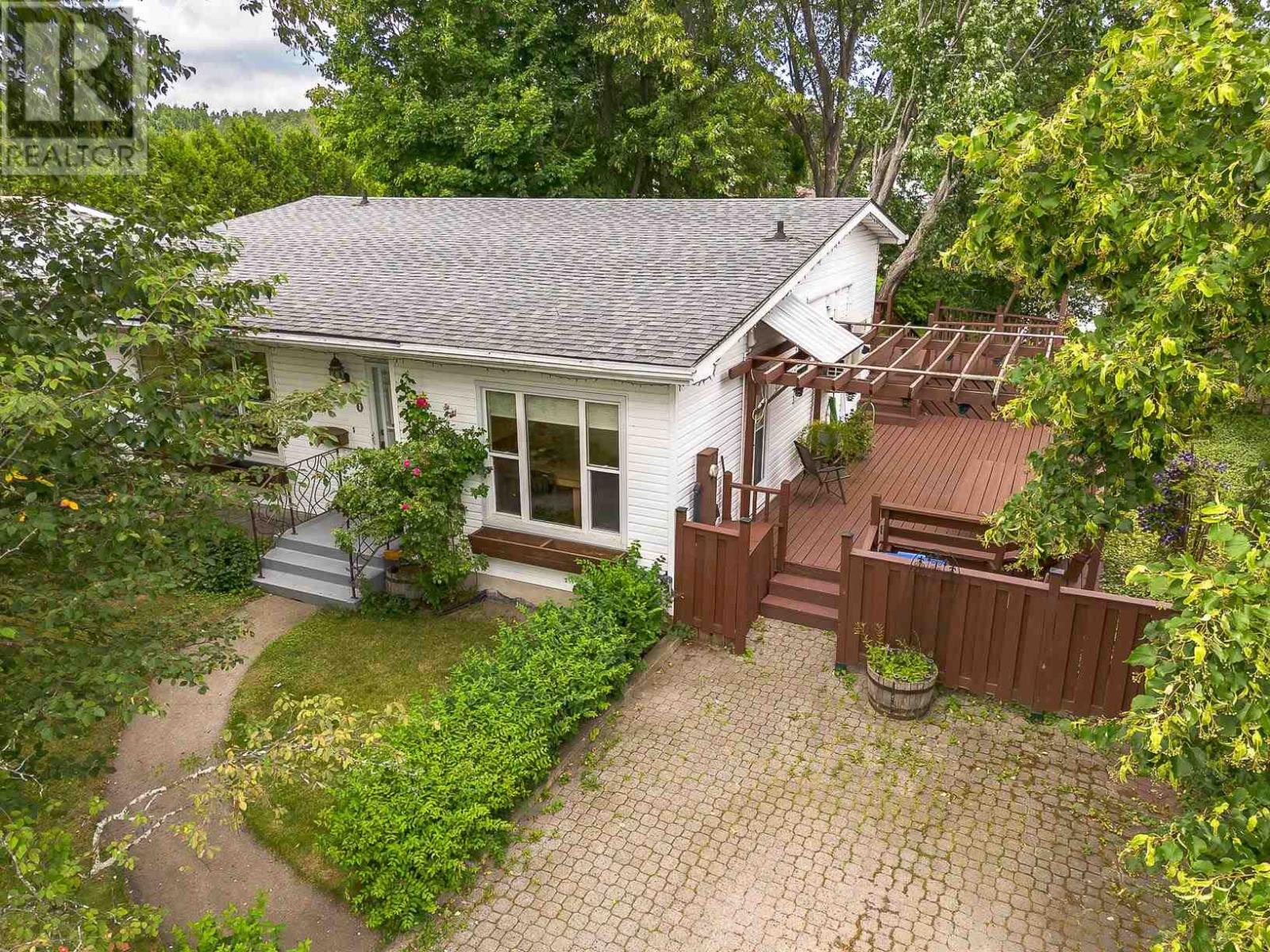 30 Carlbert St, Sault Ste. Marie, Ontario  P6A 5R9 - Photo 47 - SM252667