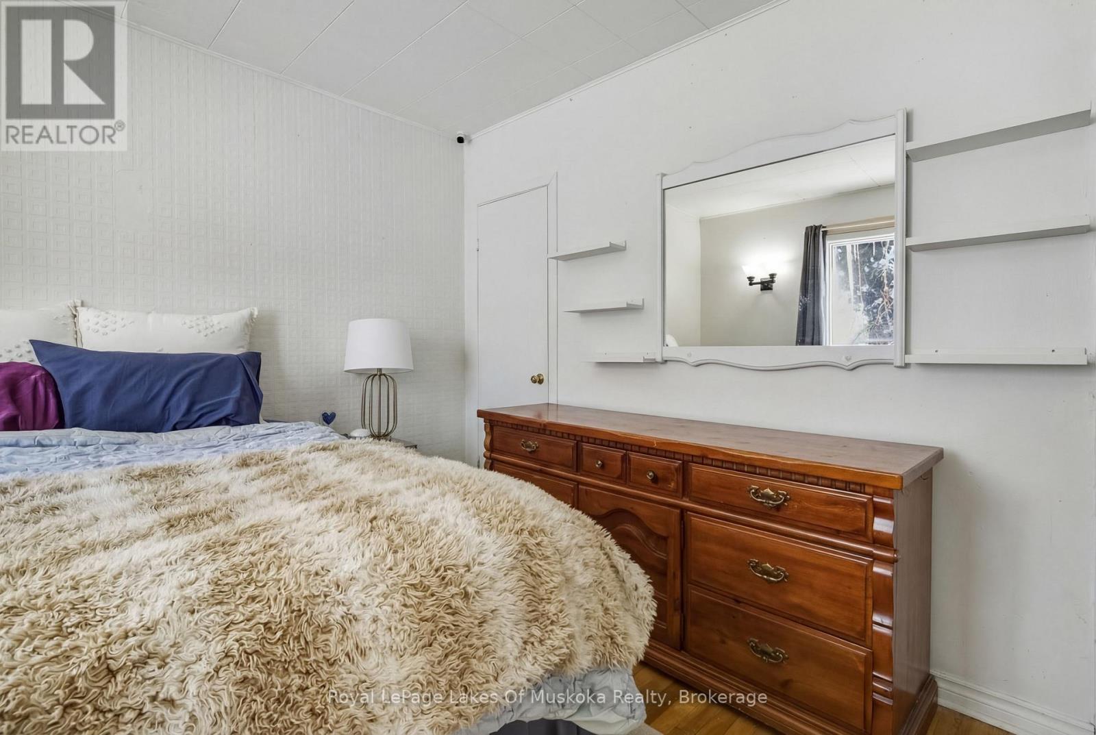 60 West Road W, Huntsville, Ontario  P1H 1L8 - Photo 18 - X12733366