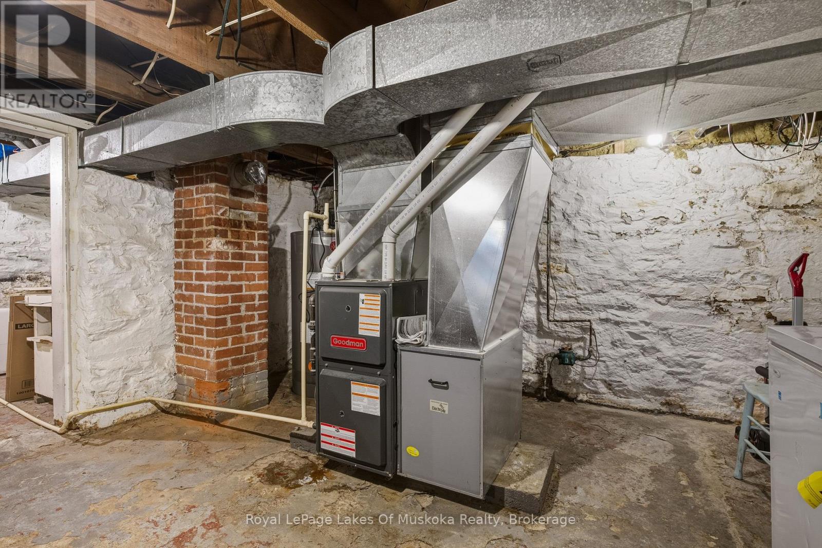 60 West Road W, Huntsville, Ontario  P1H 1L8 - Photo 27 - X12733366