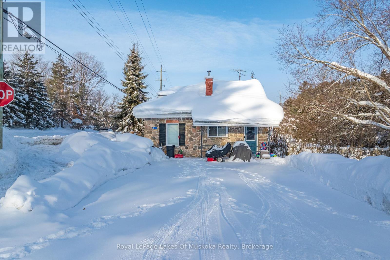 60 West Road W, Huntsville, Ontario  P1H 1L8 - Photo 5 - X12733366