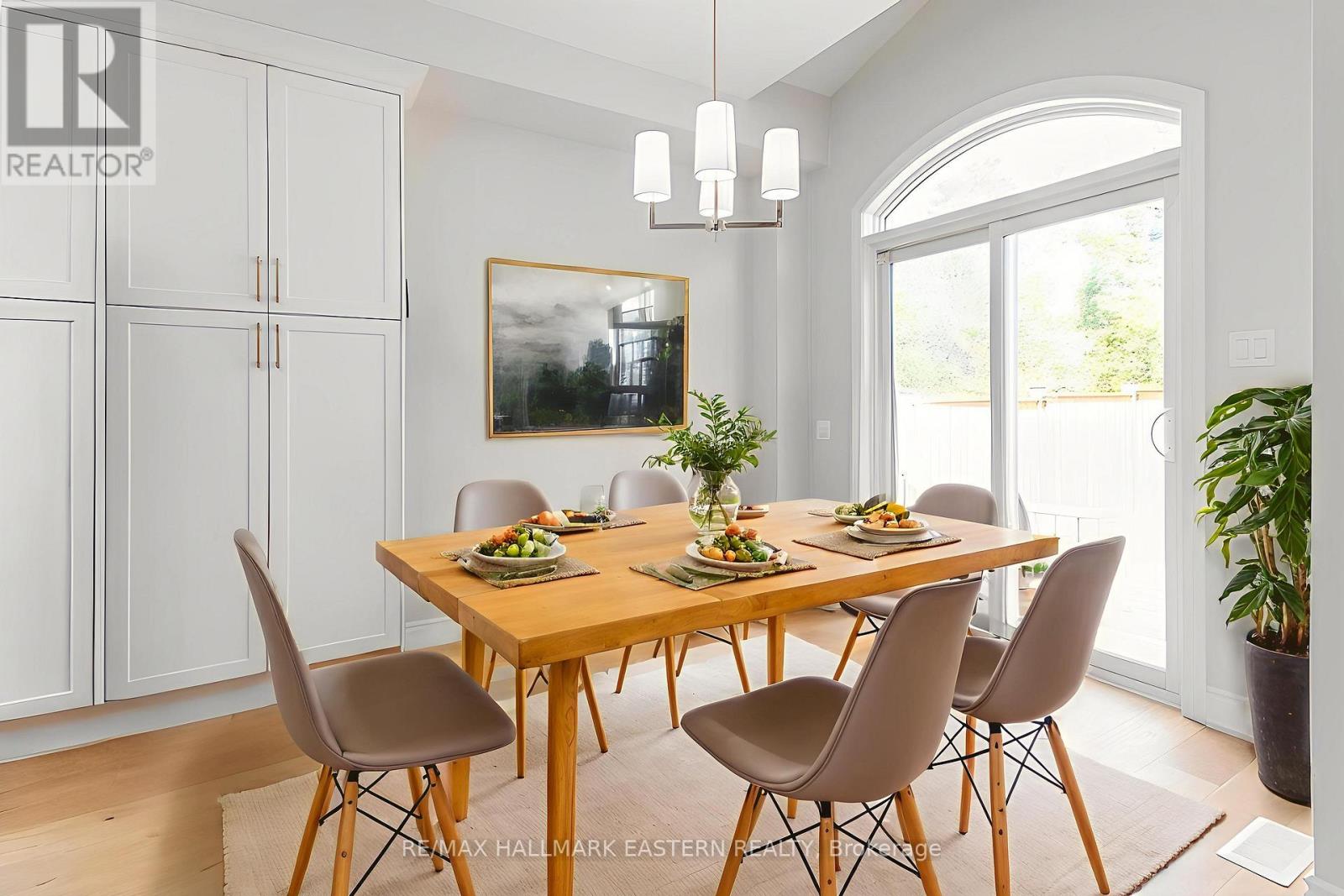 34 Coldbrook Drive, Cavan Monaghan, Ontario  L0A 1G0 - Photo 5 - X12733404