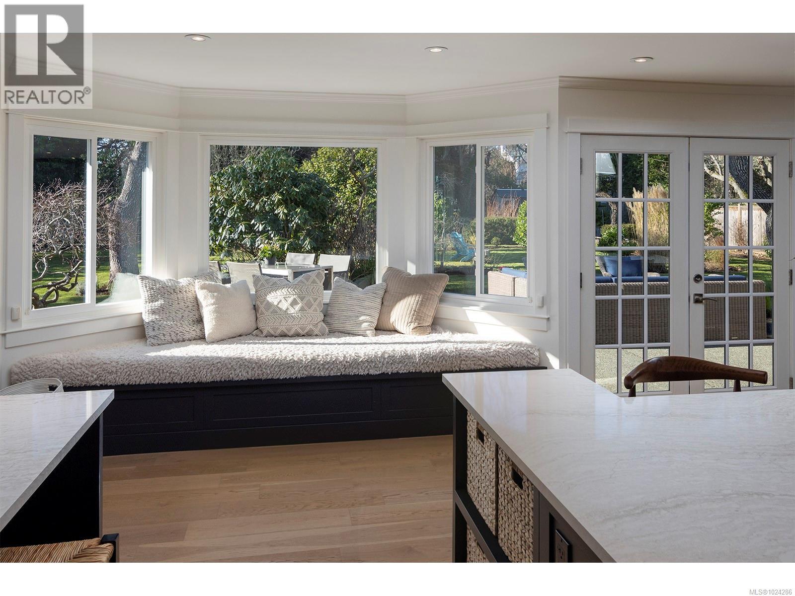 3150 Norfolk Rd, Oak Bay, British Columbia  V8R 6H4 - Photo 30 - 1024286