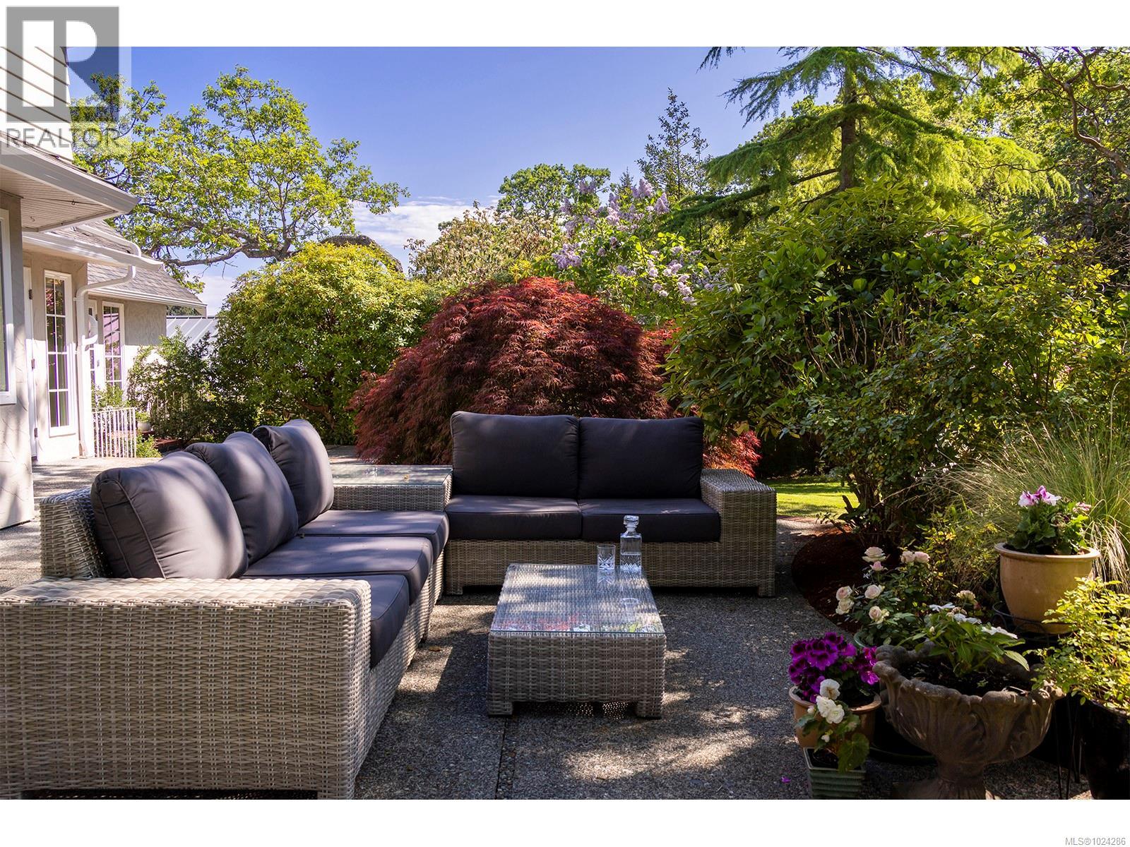 3150 Norfolk Rd, Oak Bay, British Columbia  V8R 6H4 - Photo 83 - 1024286