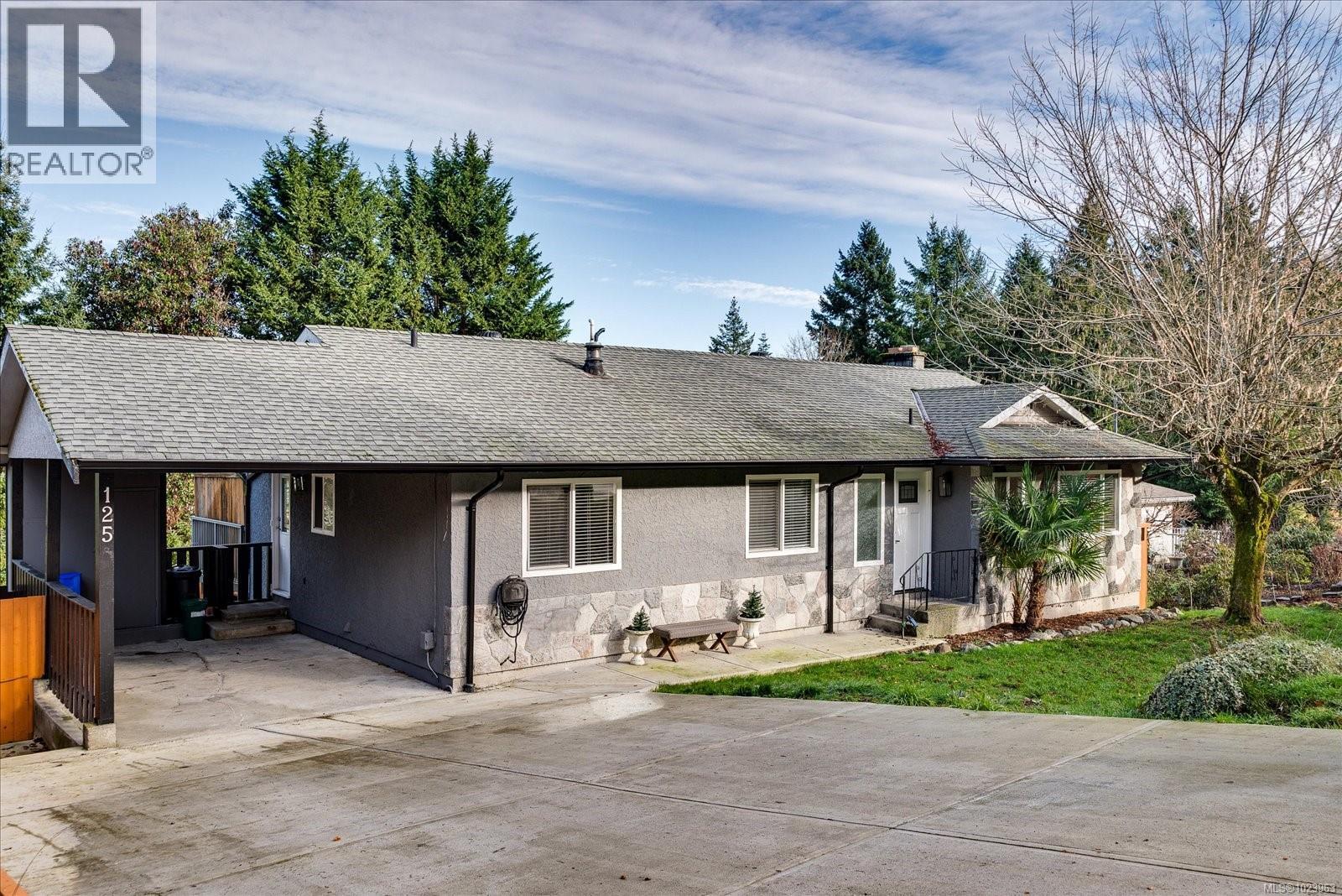 125 Arbutus Cres, Ladysmith, British Columbia  V9G 1T8 - Photo 1 - 1023963