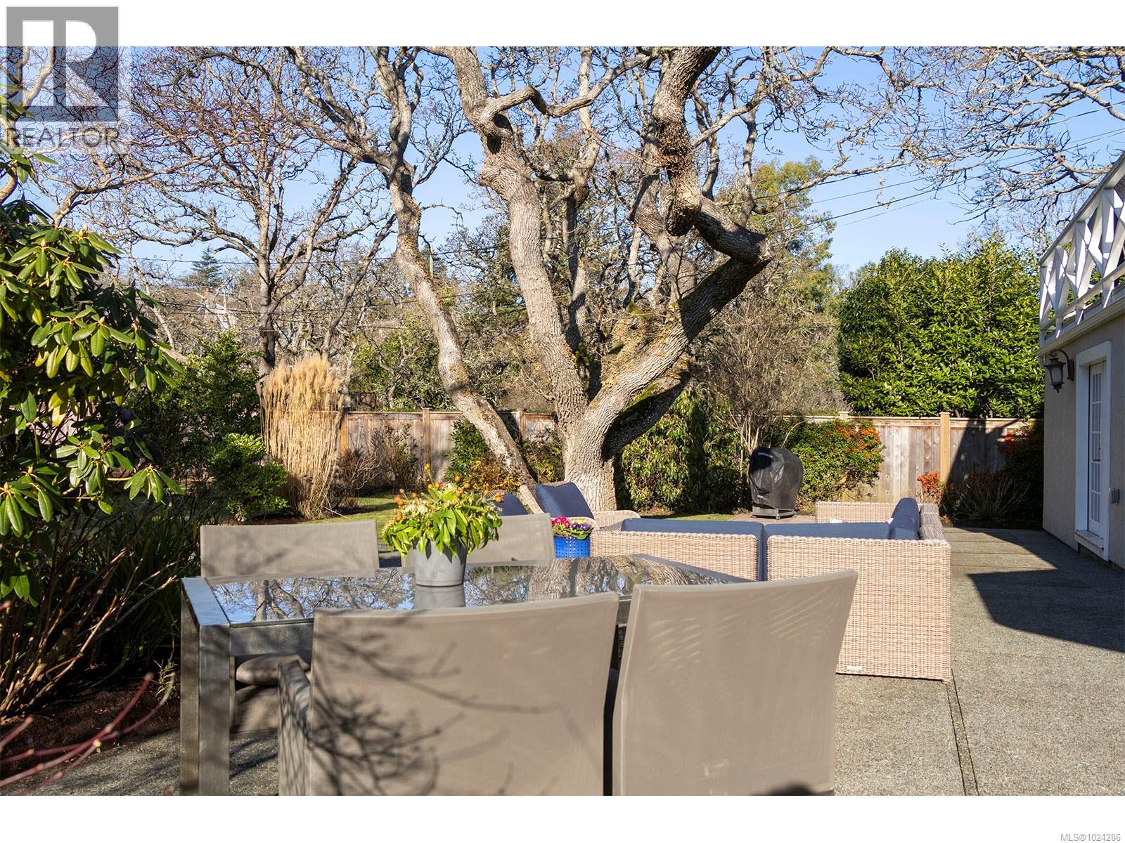 3150 Norfolk Rd, Oak Bay, British Columbia  V8R 6H4 - Photo 69 - 1024286