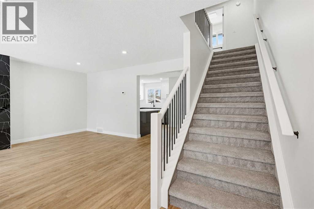 5610 Pensacola Crescent Se, Calgary, Alberta  T2A 2G6 - Photo 7 - A2280628