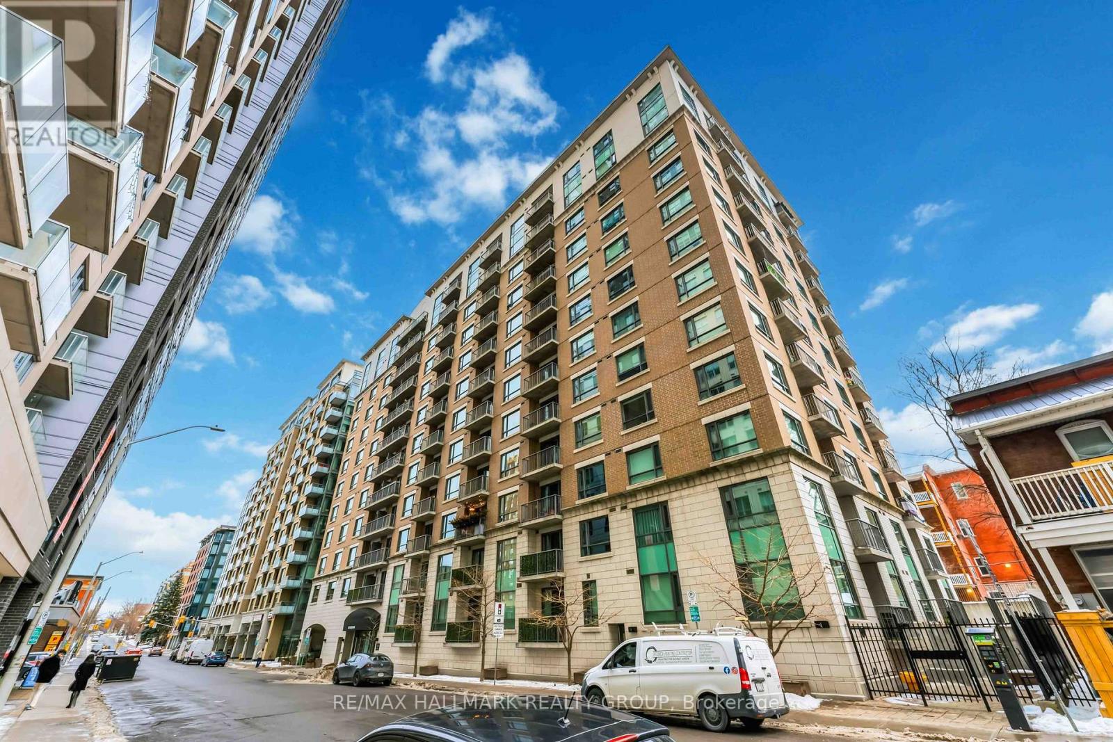 204 - 200 BESSERER STREET, Ottawa, Ontario