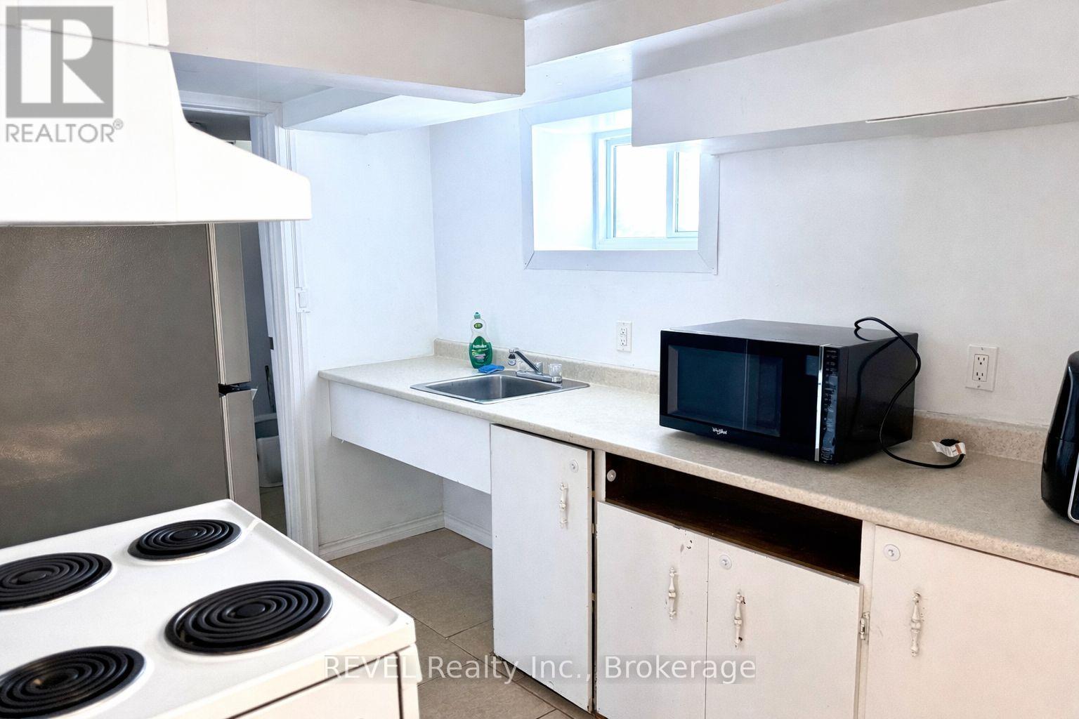 Basement - Unit 3 - 6172 William Street, Niagara Falls, Ontario  L2E 5S1 - Photo 7 - X12733332