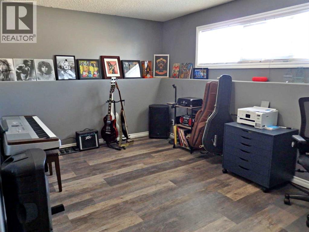 5943 51 Avenue, Vermilion, Alberta T9X 1X2 - Photo 23 - A2281040