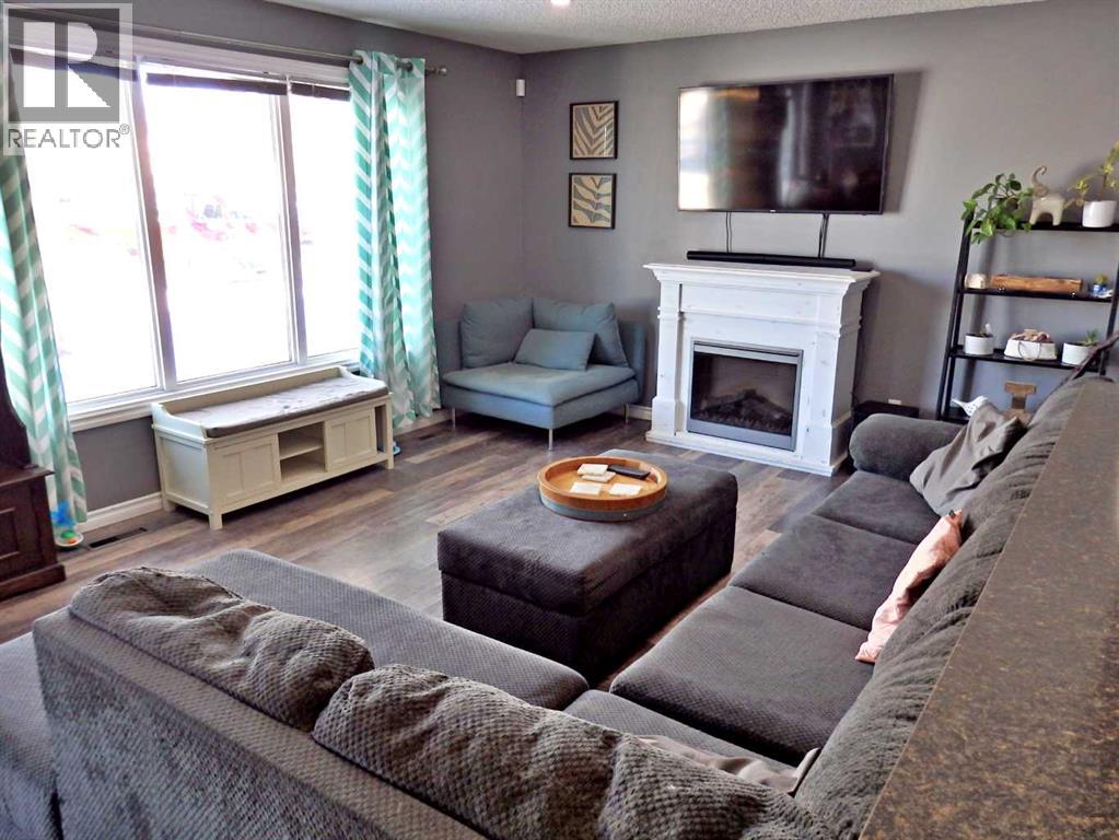 5943 51 Avenue, Vermilion, Alberta T9X 1X2 - Photo 9 - A2281040