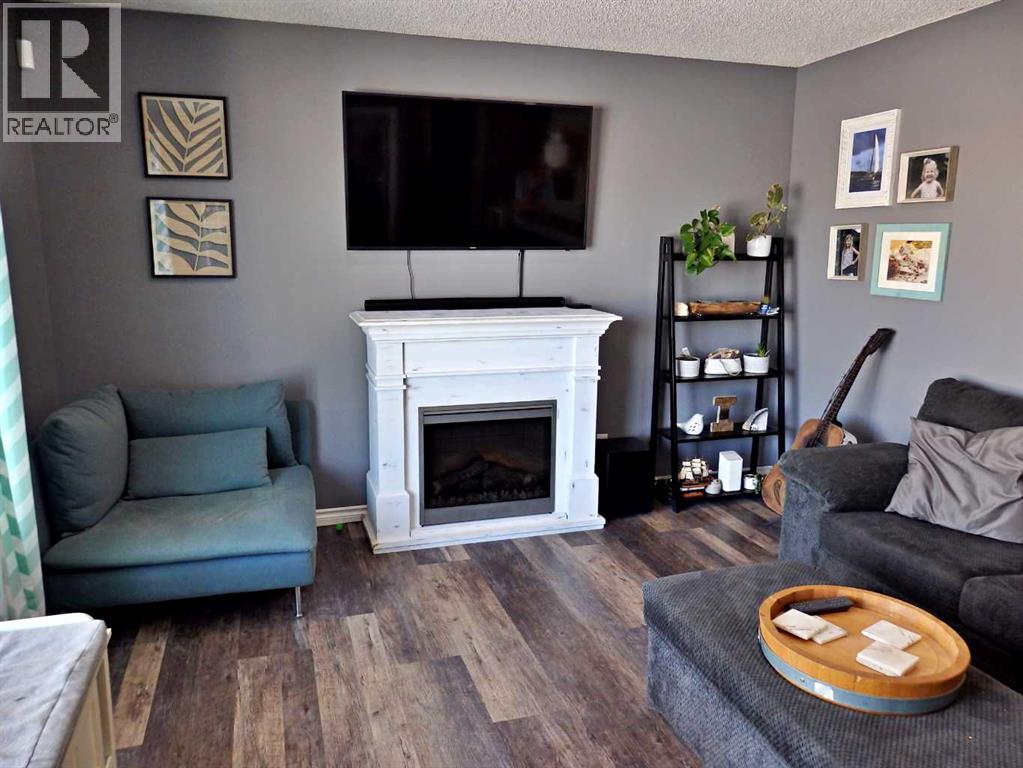 5943 51 Avenue, Vermilion, Alberta T9X 1X2 - Photo 11 - A2281040