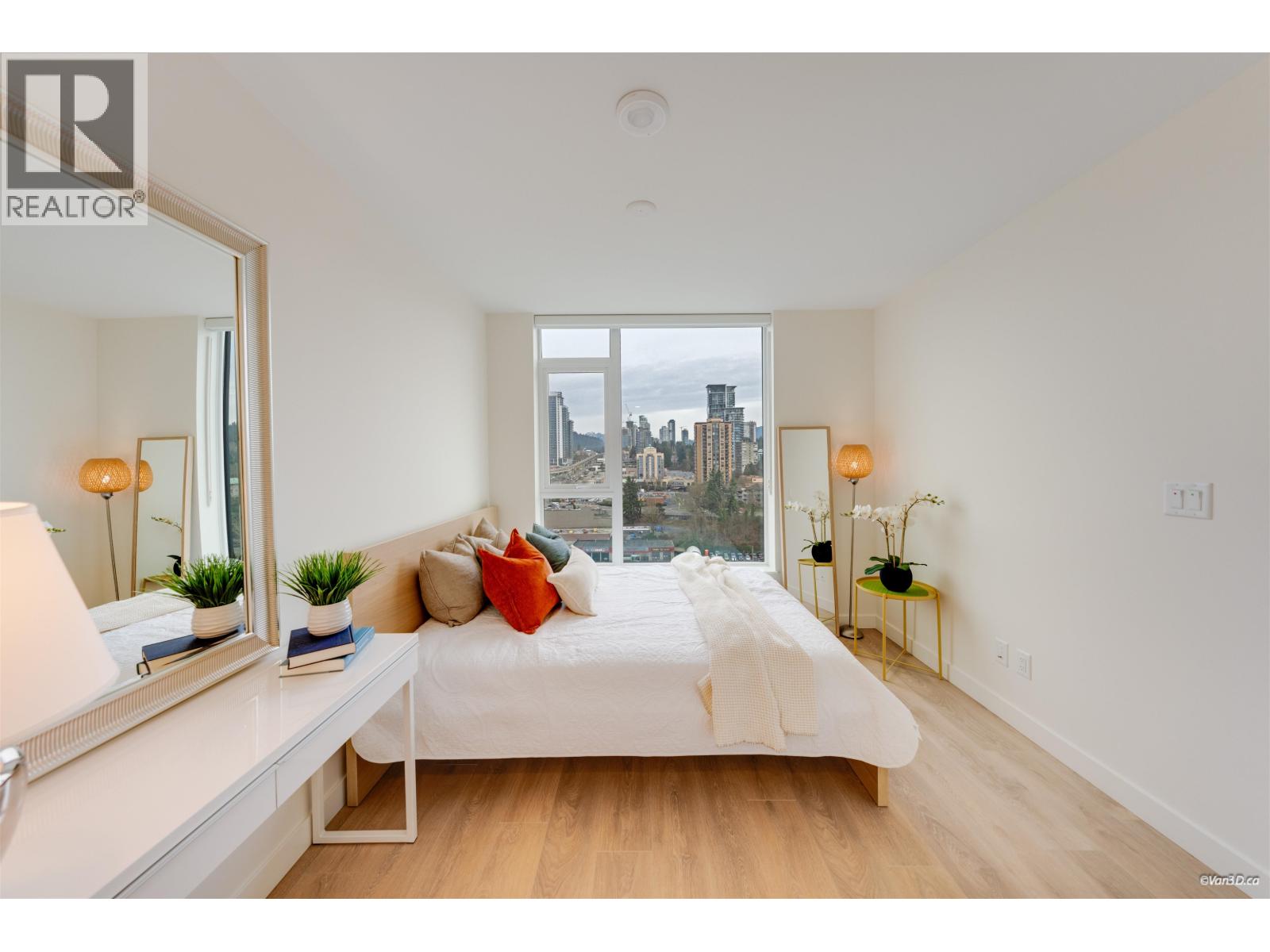 1302 318 Alderson Avenue, Coquitlam, British Columbia  V3K 0J1 - Photo 14 - R3083667