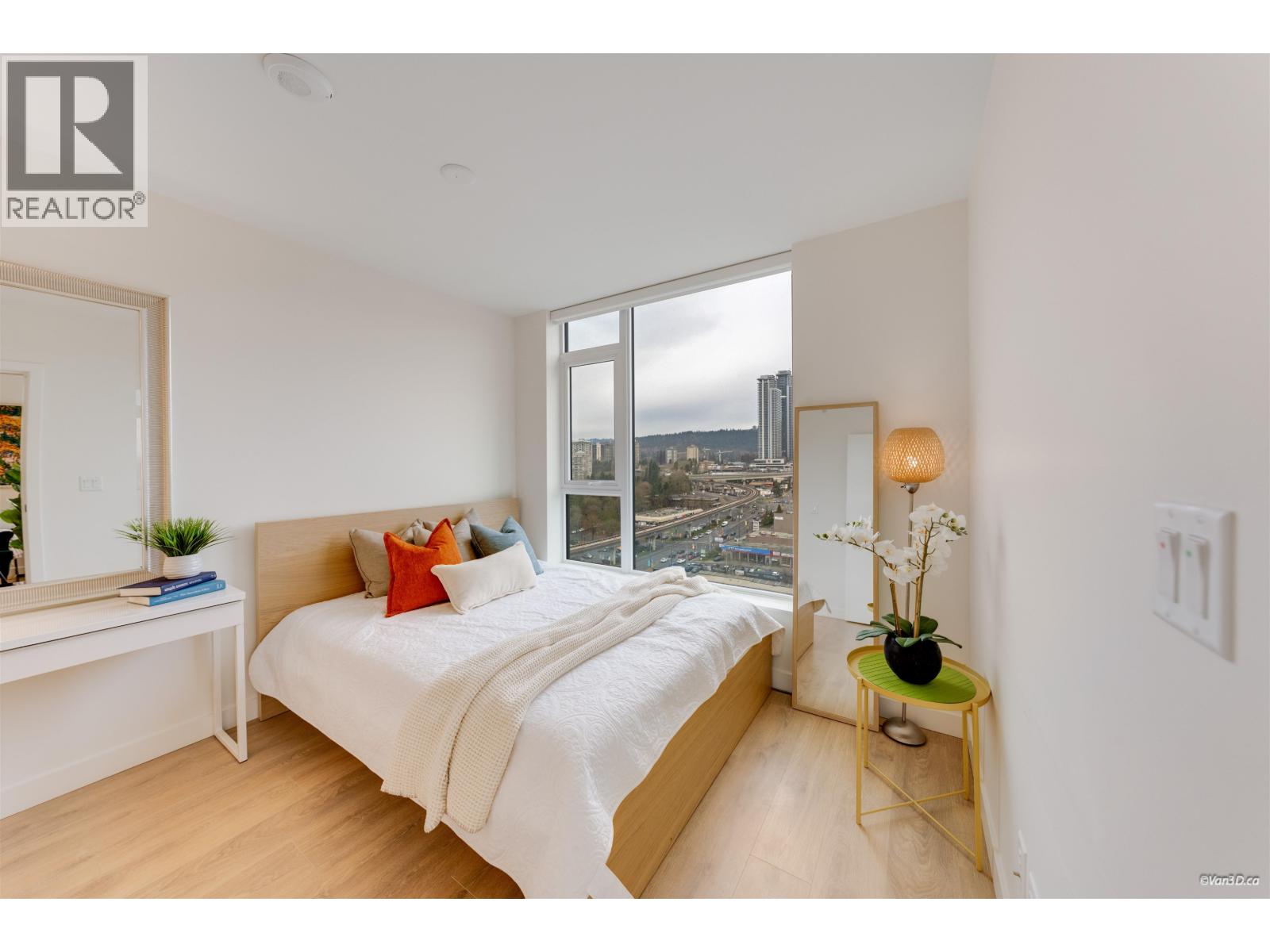 1302 318 Alderson Avenue, Coquitlam, British Columbia  V3K 0J1 - Photo 15 - R3083667