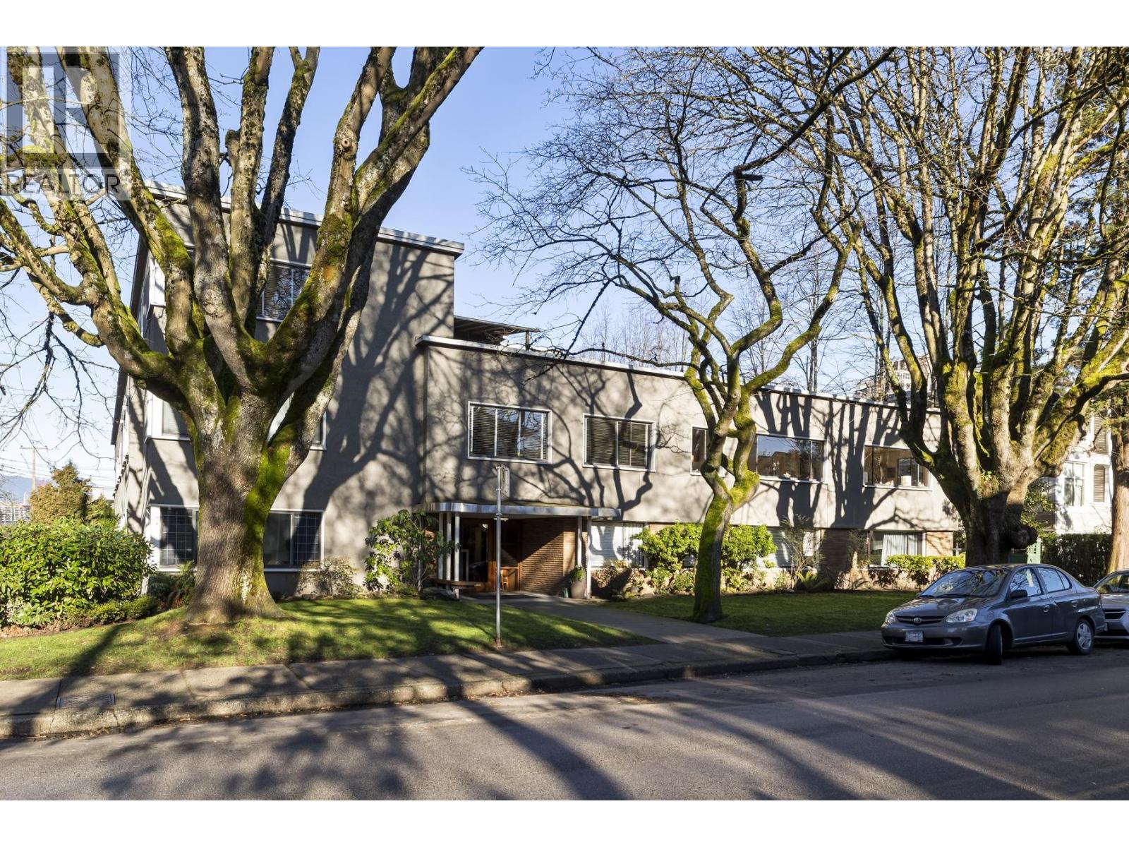 205 1695 W 10th Avenue, Vancouver, British Columbia  V6J 2A2 - Photo 4 - R3083671