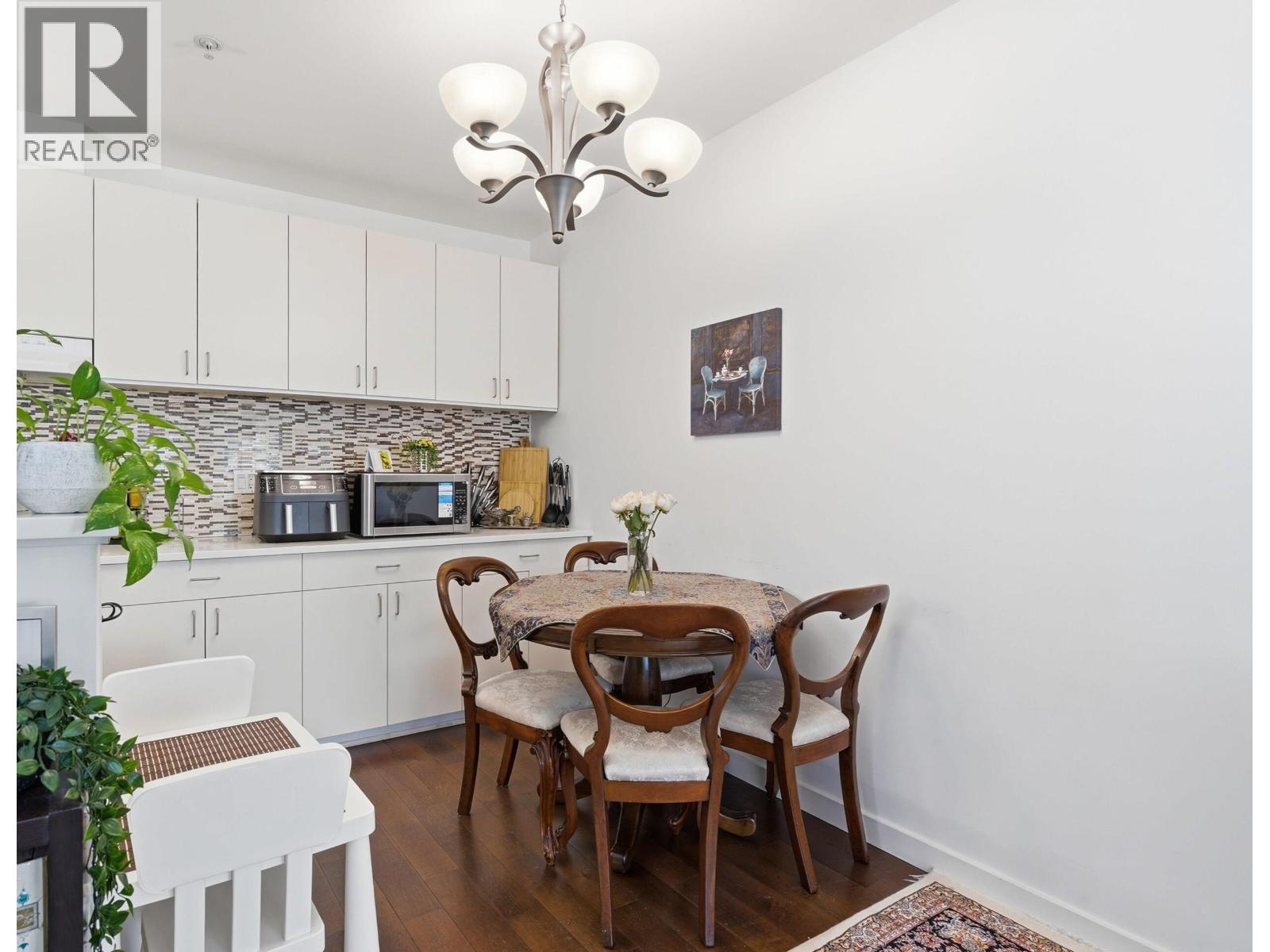 109 1033 St. Georges Avenue, North Vancouver, British Columbia  V7L 3H5 - Photo 7 - R3083695