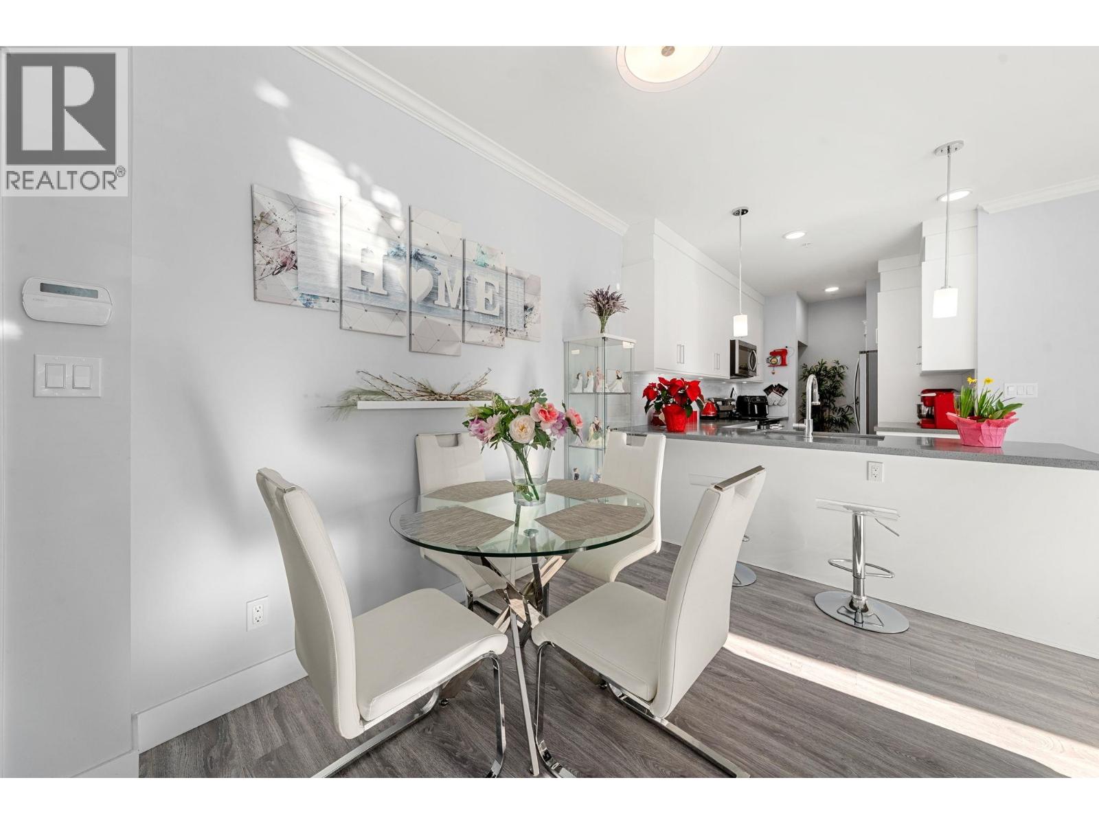 203 2229 Atkins Avenue, Port Coquitlam, British Columbia  V3C 1Y5 - Photo 3 - R3083710