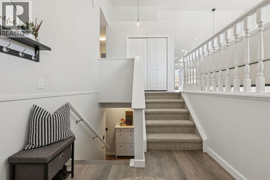 36 Riverview Drive, Cochrane, Alberta  T4C 1K1 - Photo 4 - A2276904