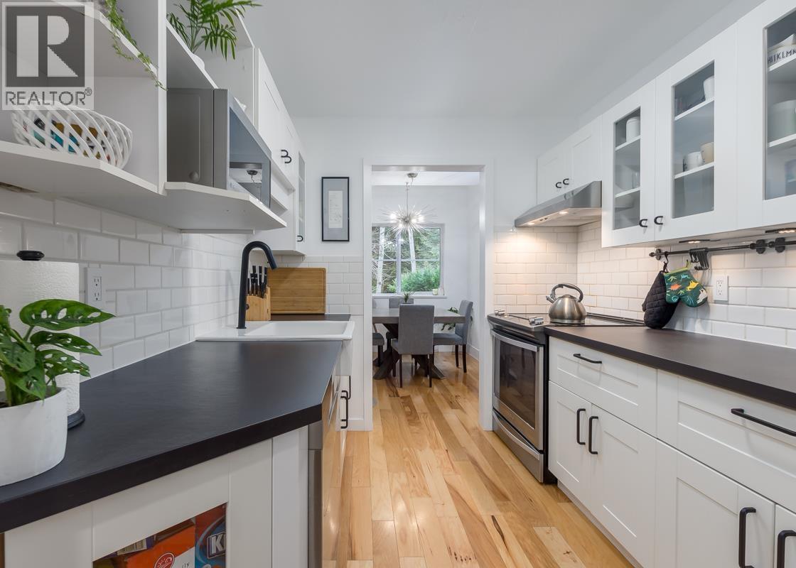 2 38247 Westway Avenue, Squamish, British Columbia  V8B 0L6 - Photo 13 - R3079138